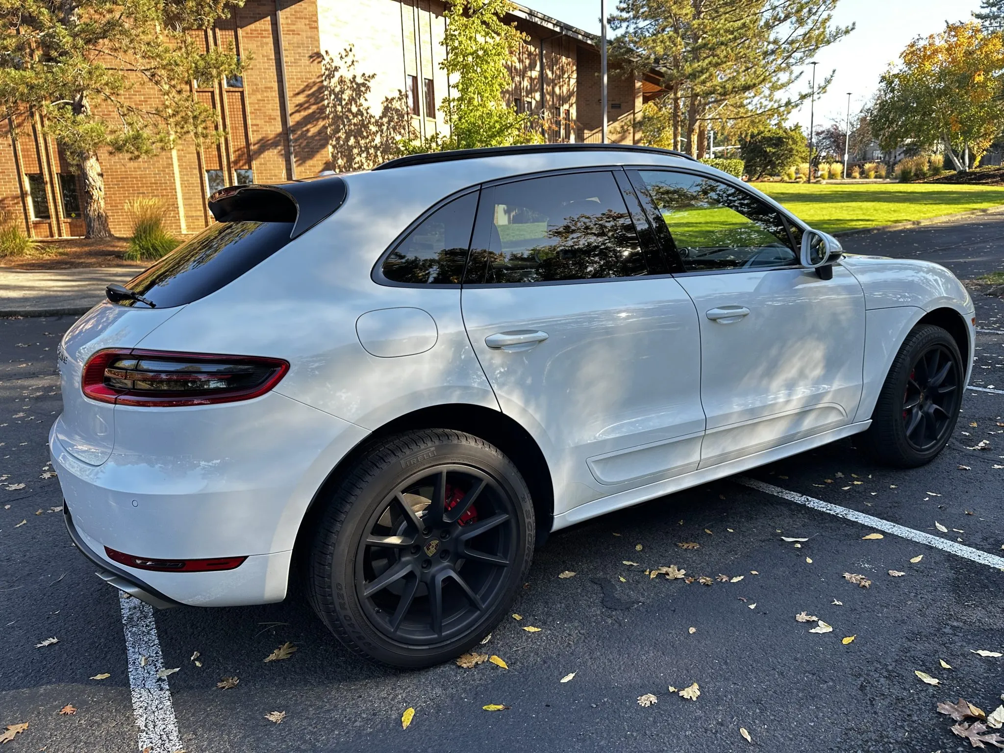 Load larger image of 2015 Porsche Macan Turbo - Stuttcars Classified