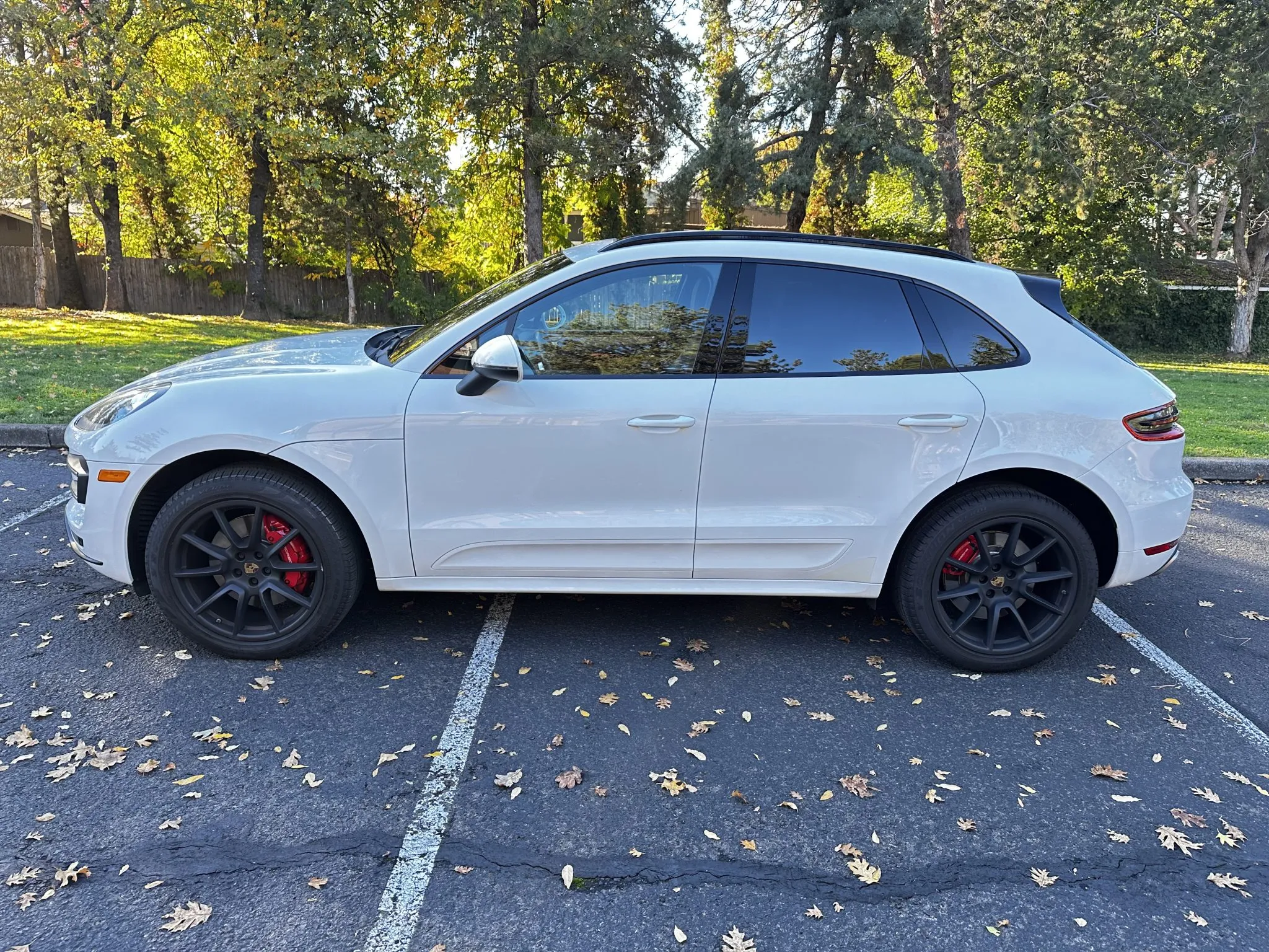 Load larger image of 2015 Porsche Macan Turbo - Stuttcars Classified