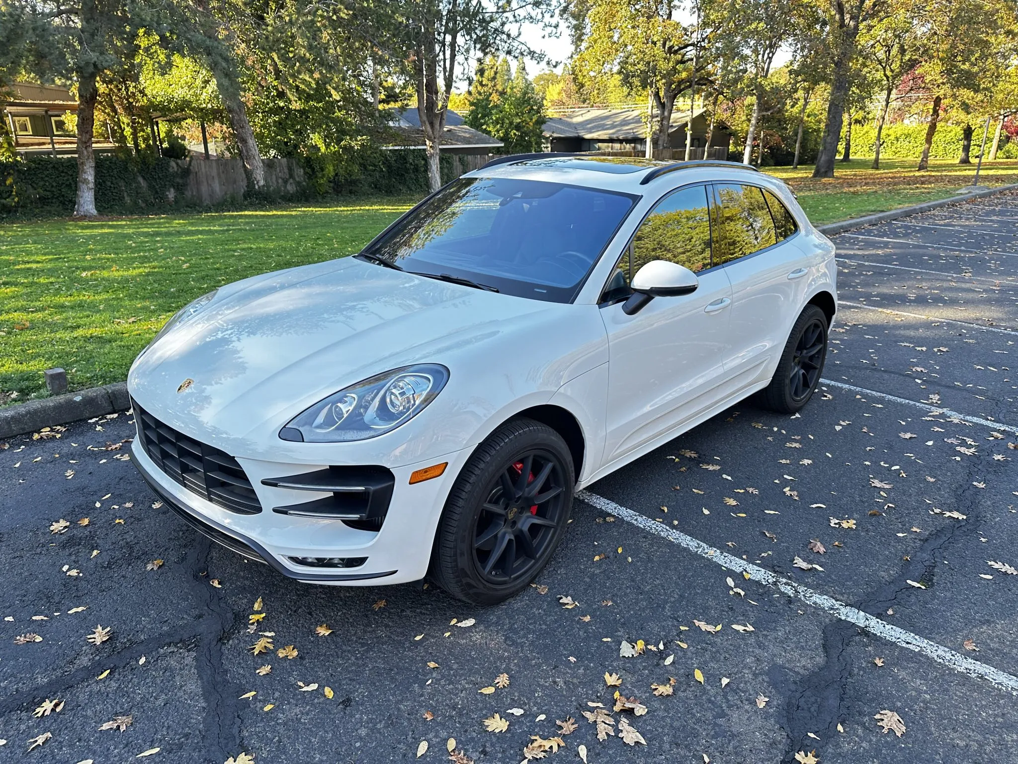 Load larger image of 2015 Porsche Macan Turbo - Stuttcars Classified