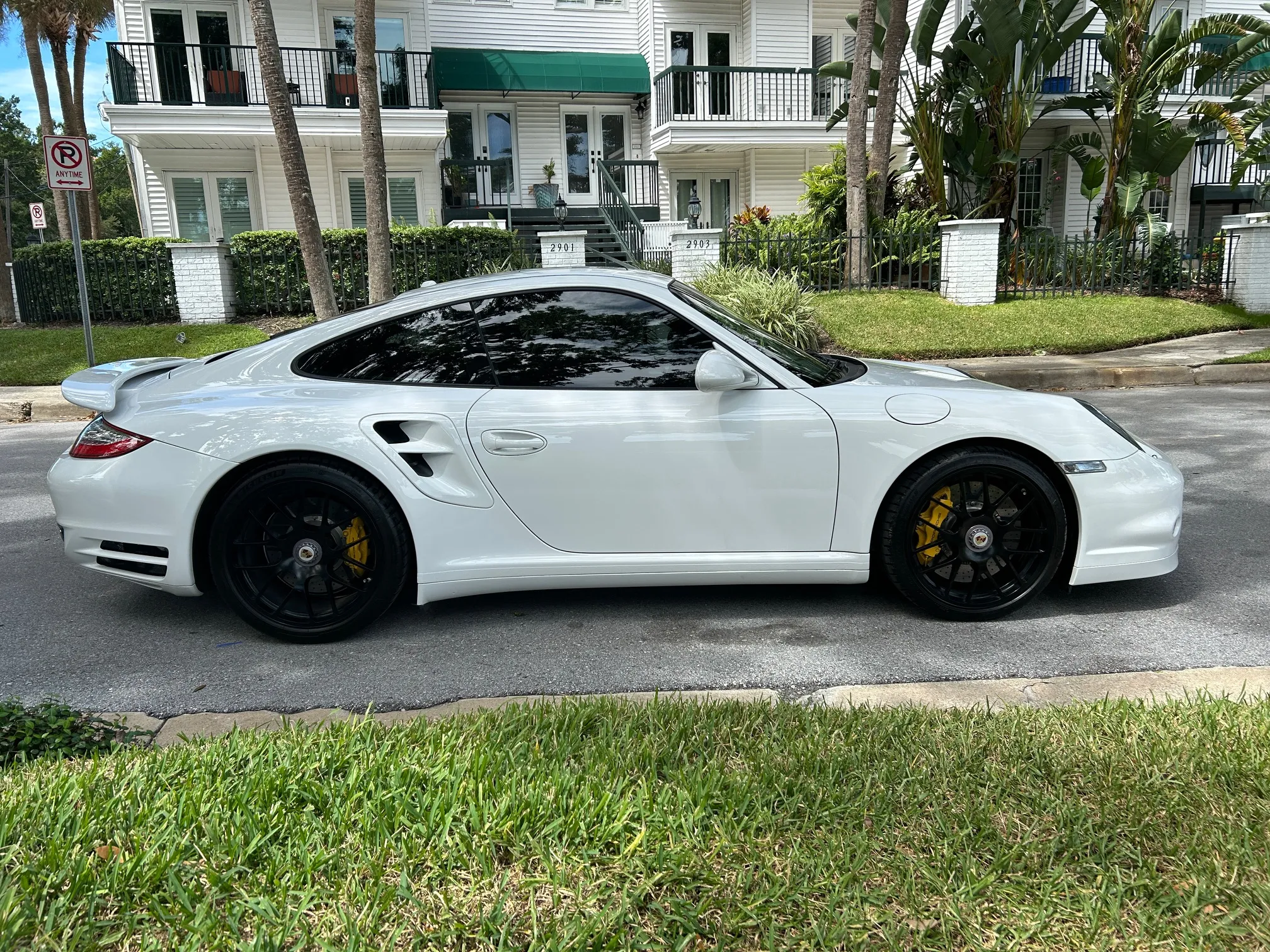 Load larger image of 2013 Porsche 911 Turbo S Coupe - Stuttcars Classified