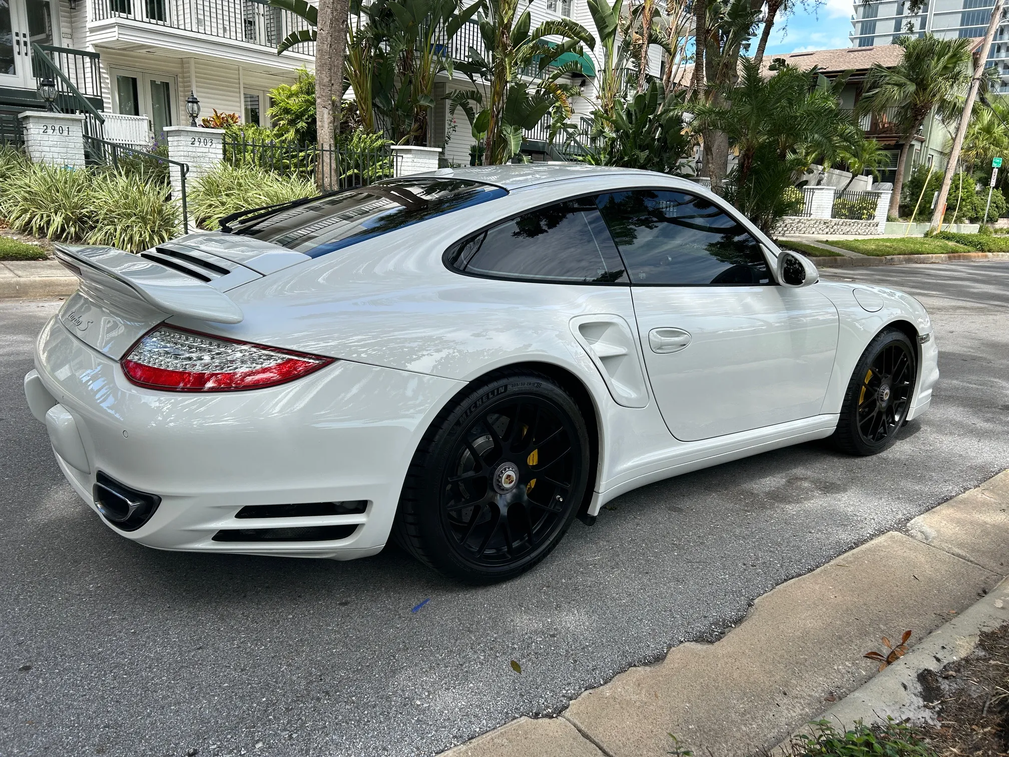 Load larger image of 2013 Porsche 911 Turbo S Coupe - Stuttcars Classified