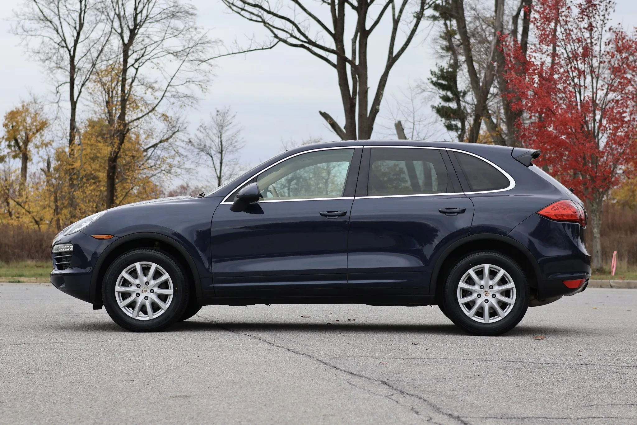 Load larger image of 2011 Porsche Cayenne - Stuttcars Classified