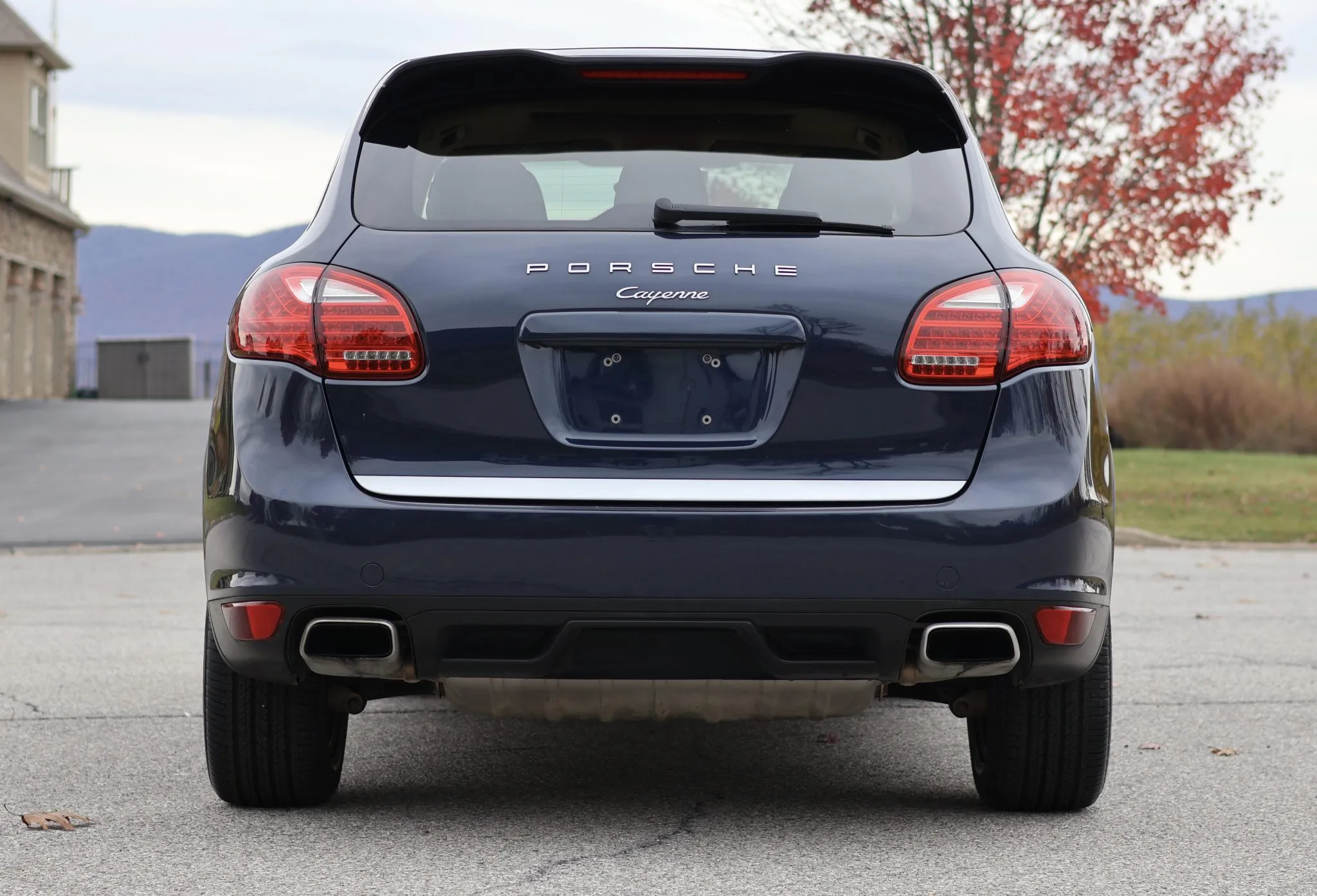 Load larger image of 2011 Porsche Cayenne - Stuttcars Classified