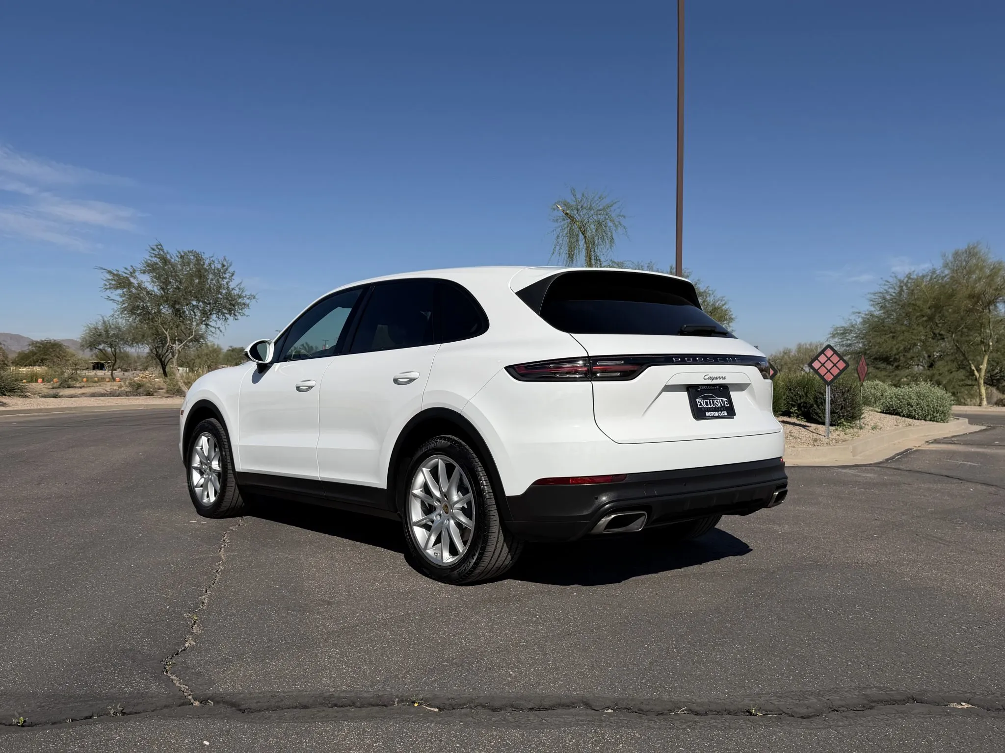 Load larger image of 2019 Porsche Cayenne - Stuttcars Classified