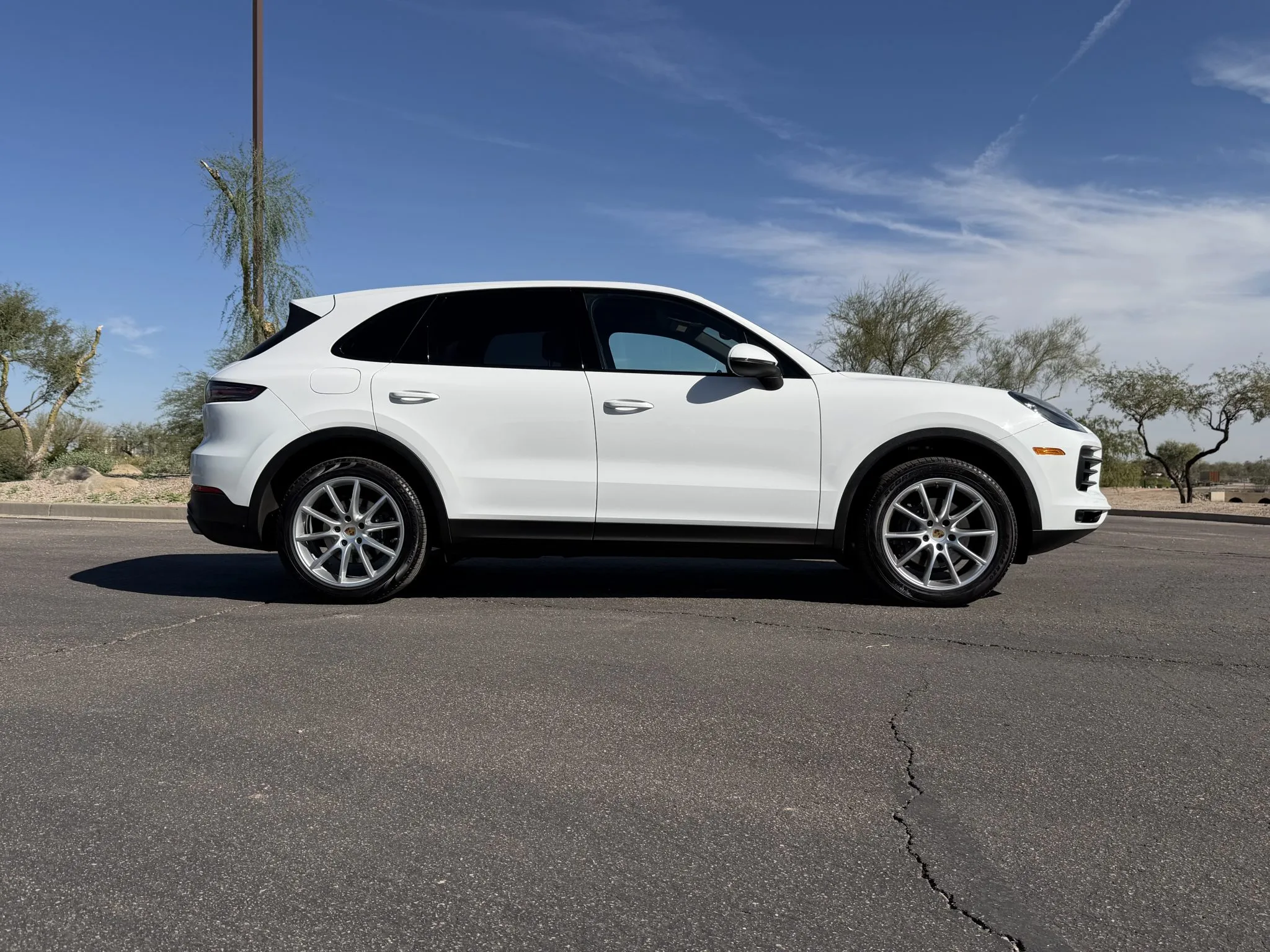 Load larger image of 2019 Porsche Cayenne - Stuttcars Classified