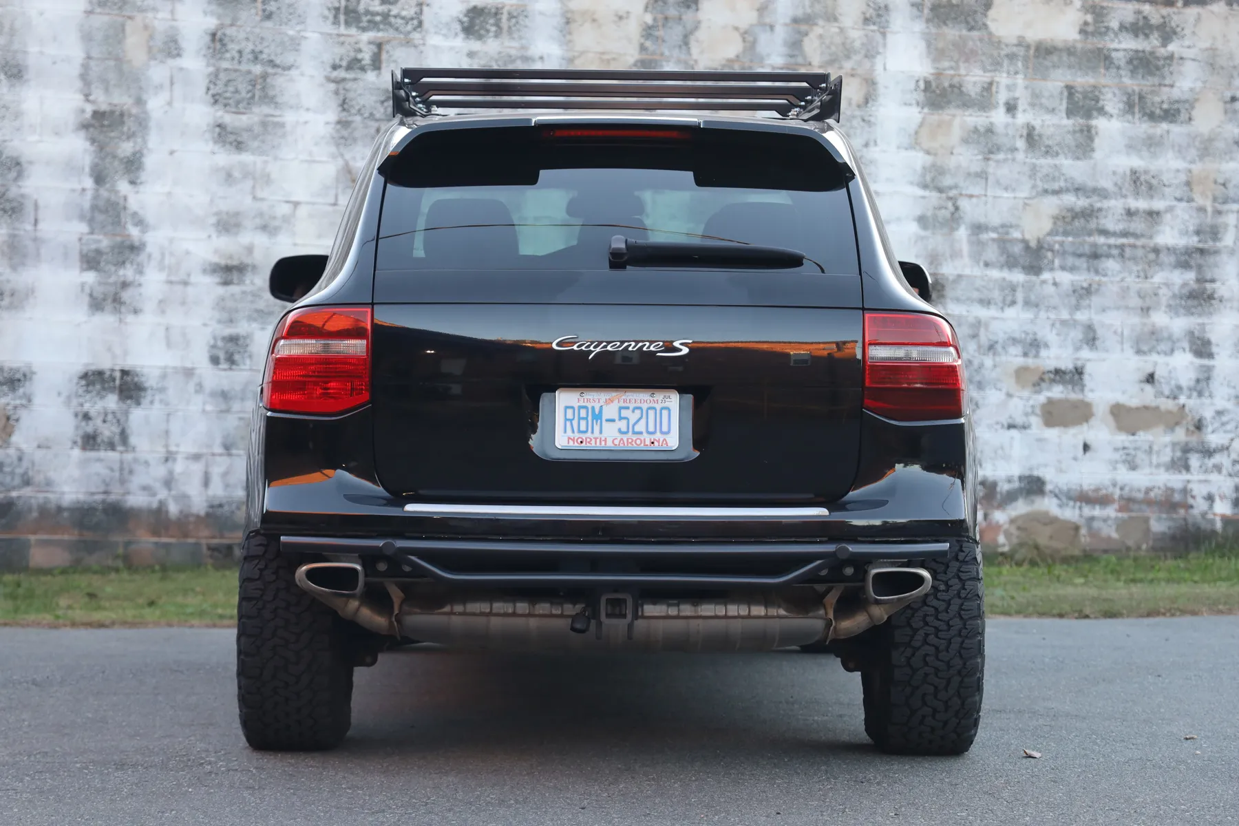 Load larger image of 2008 Porsche Cayenne S - Stuttcars Classified