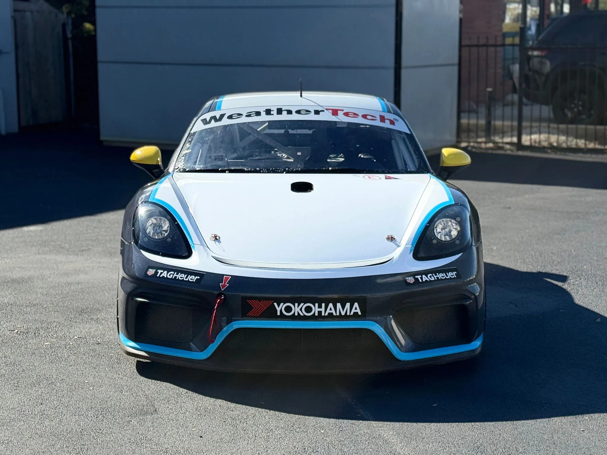 Load larger image of 2020 Porsche 718 Cayman GT4 Clubsport Competition MR - Stuttcars Classified
