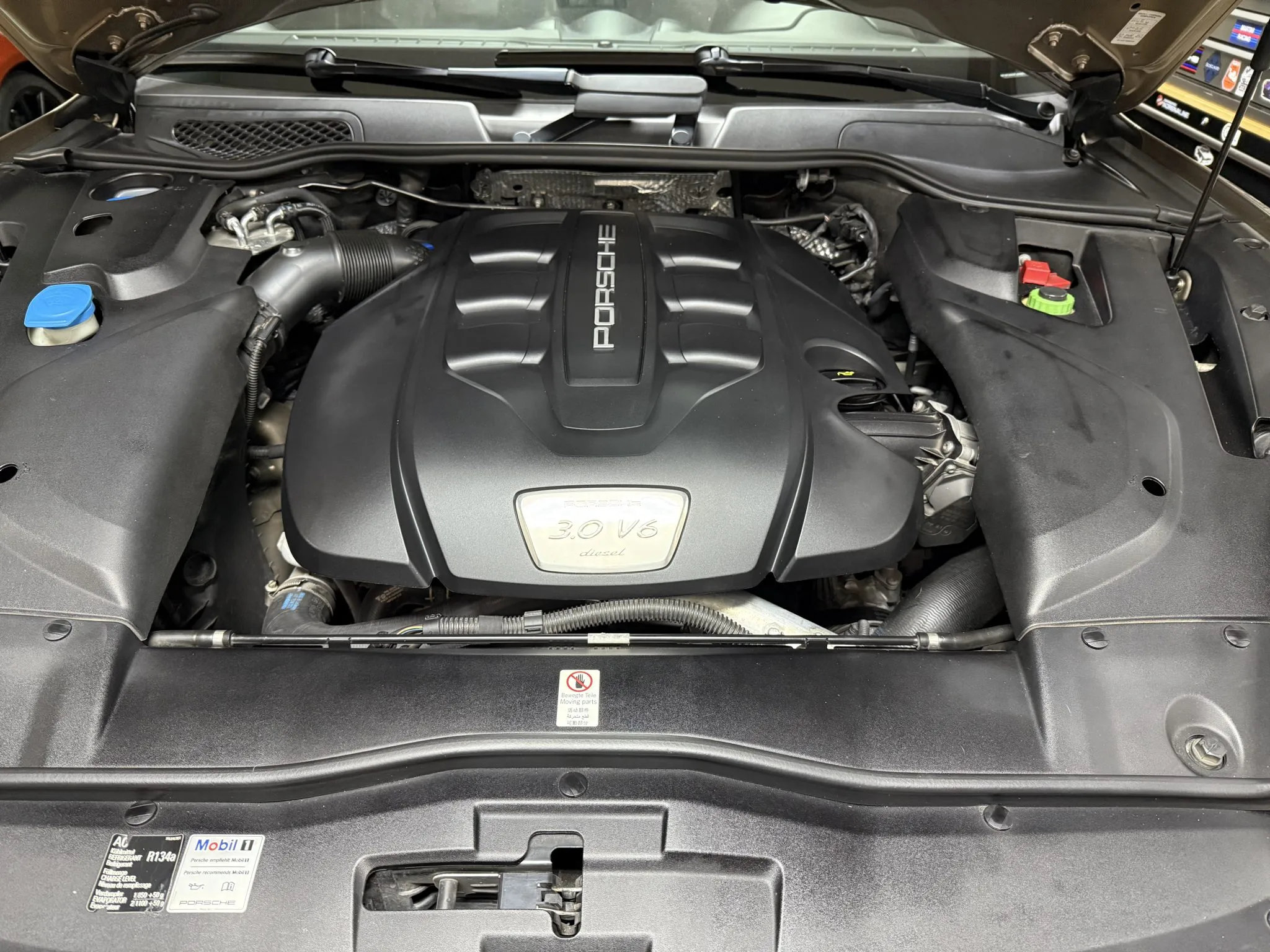 Load larger image of 2015 Porsche Cayenne Diesel - Stuttcars Classified