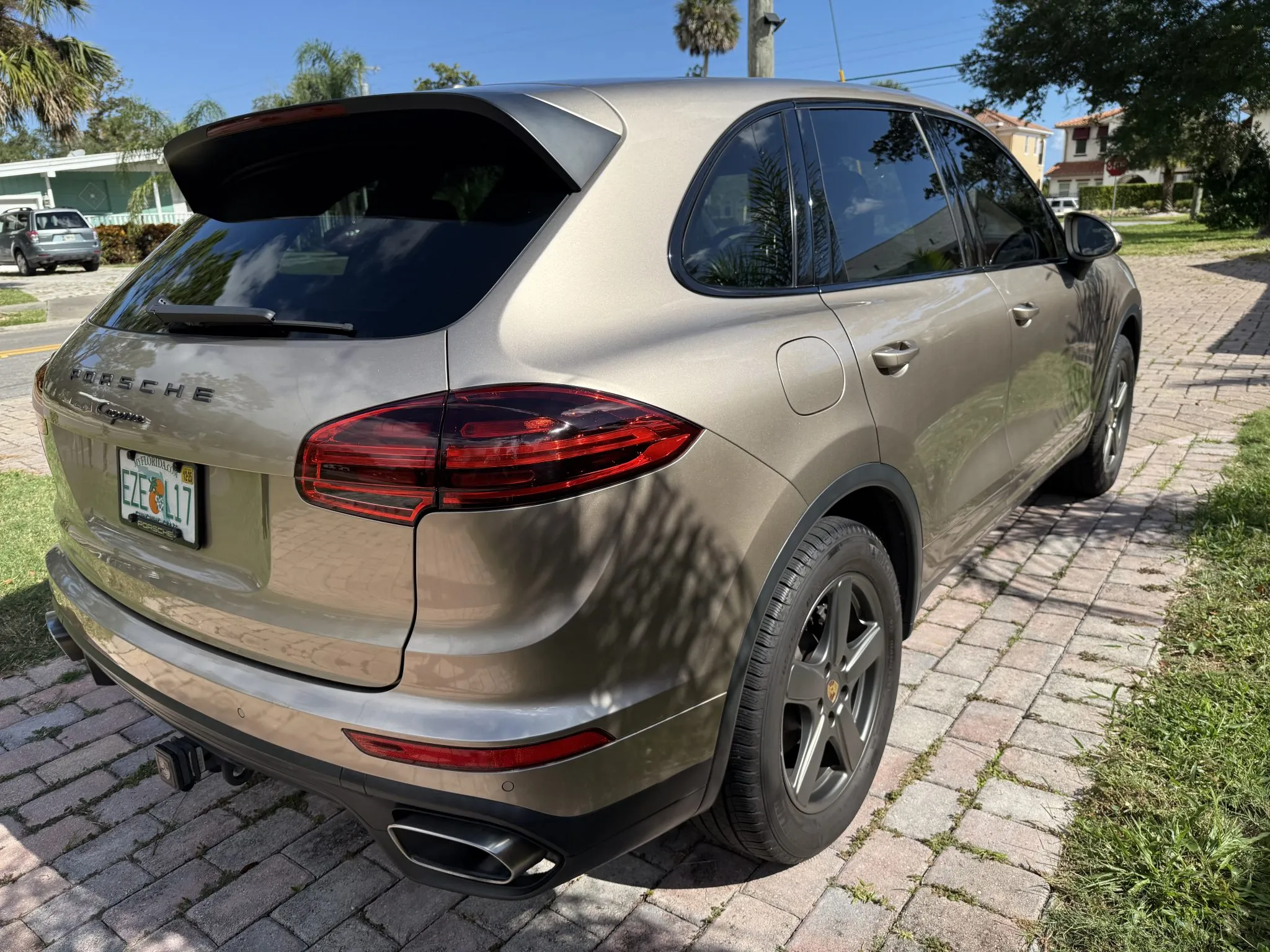 Load larger image of 2015 Porsche Cayenne Diesel - Stuttcars Classified
