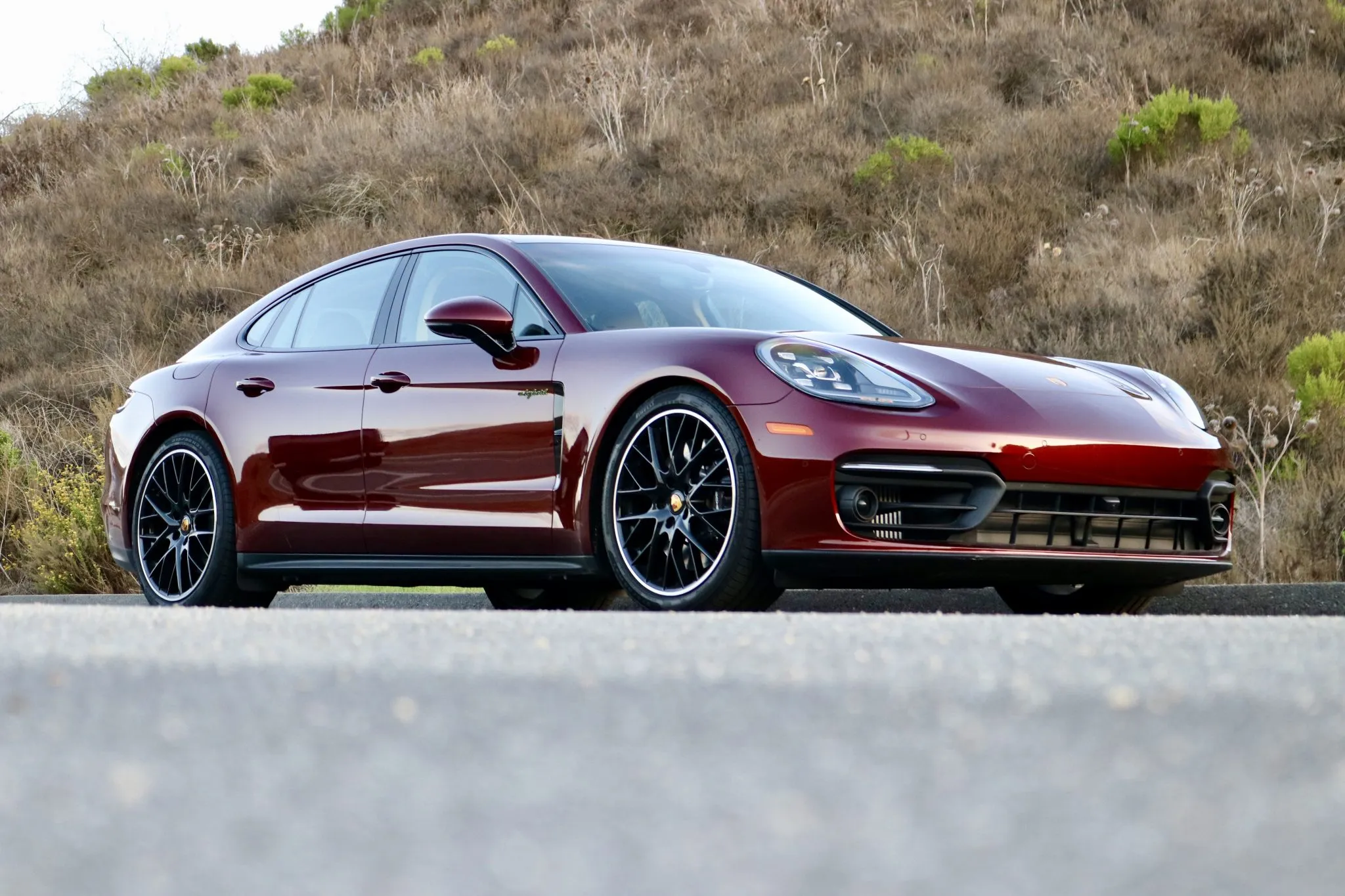 Load larger image of 2023 Porsche Panamera 4S E-Hybrid - Stuttcars Classified