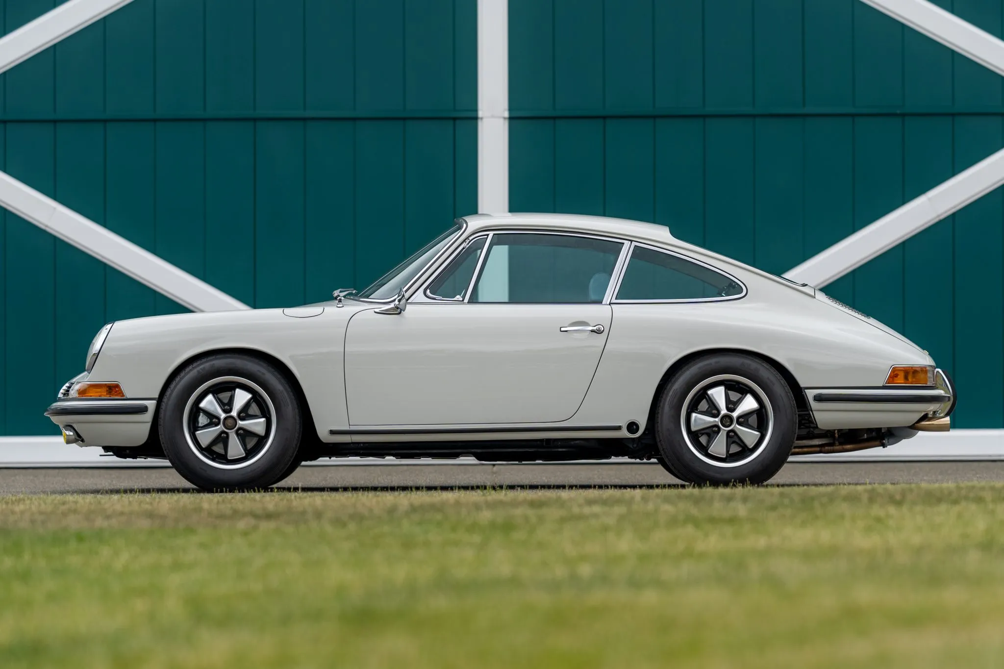Load larger image of 2.8L-Powered 1967 Porsche 911S Coupe - Stuttcars Classified