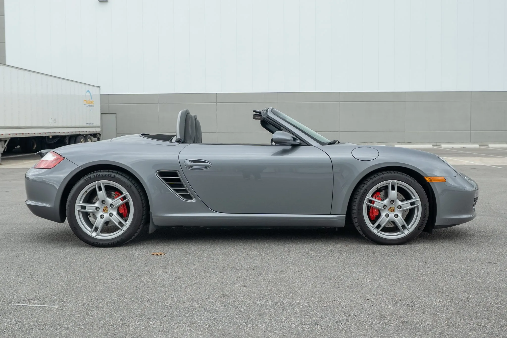 Load larger image of 2006 Porsche Boxster S - Stuttcars Classified