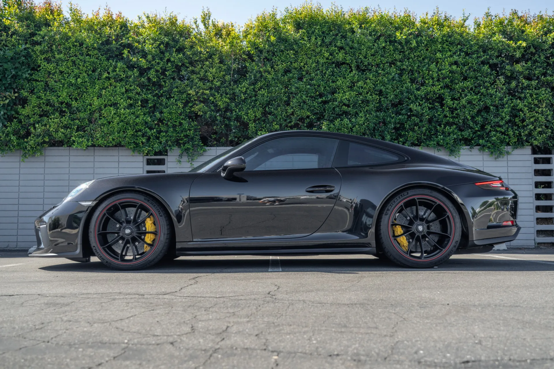 Load larger image of 2019 Porsche 911 GT3 Touring - Stuttcars Classified