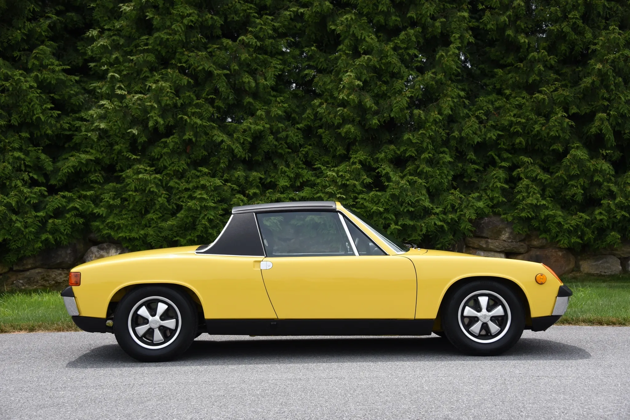 Load larger image of 1970 Porsche 914-6 - Stuttcars Classified