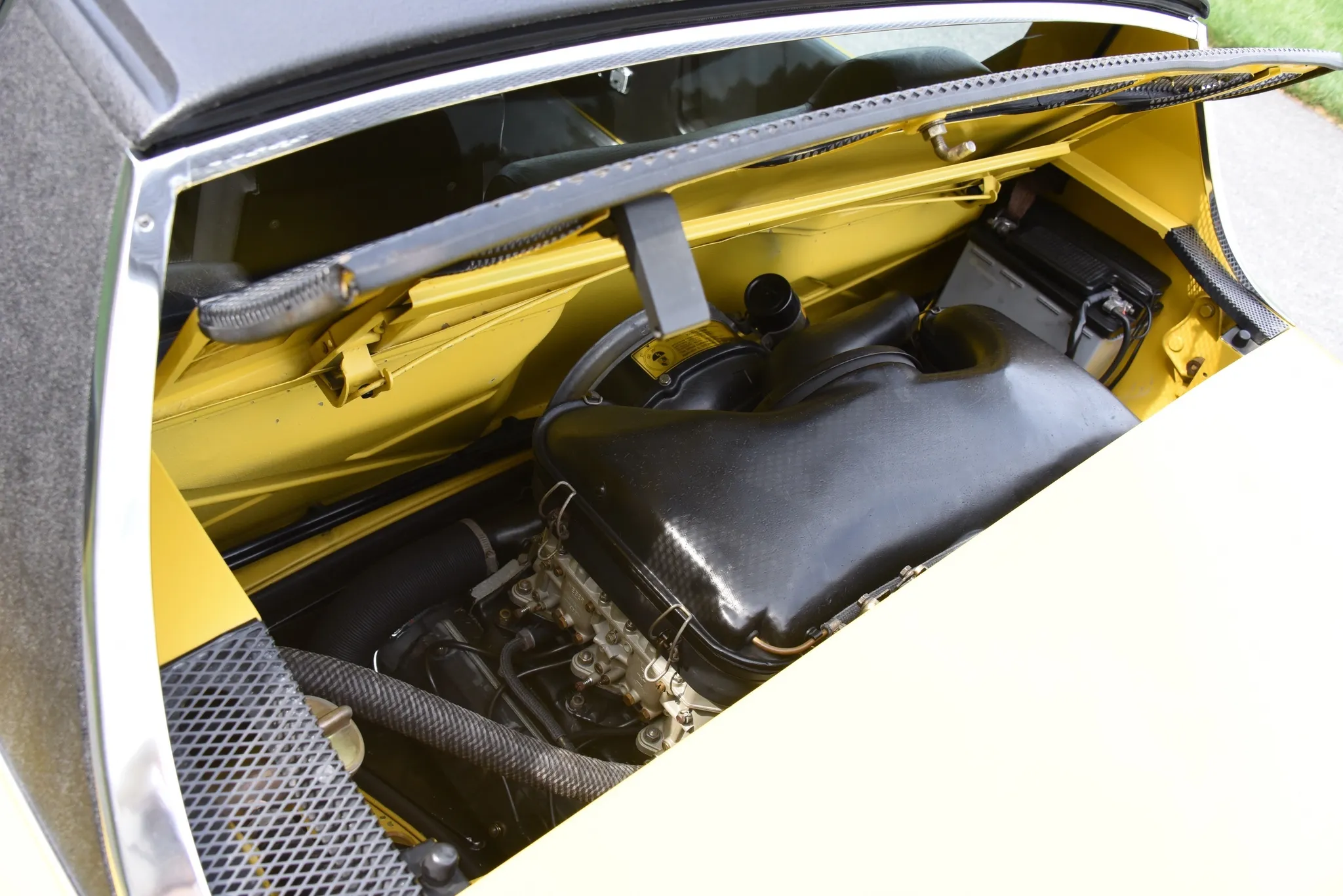 Load larger image of 1970 Porsche 914-6 - Stuttcars Classified