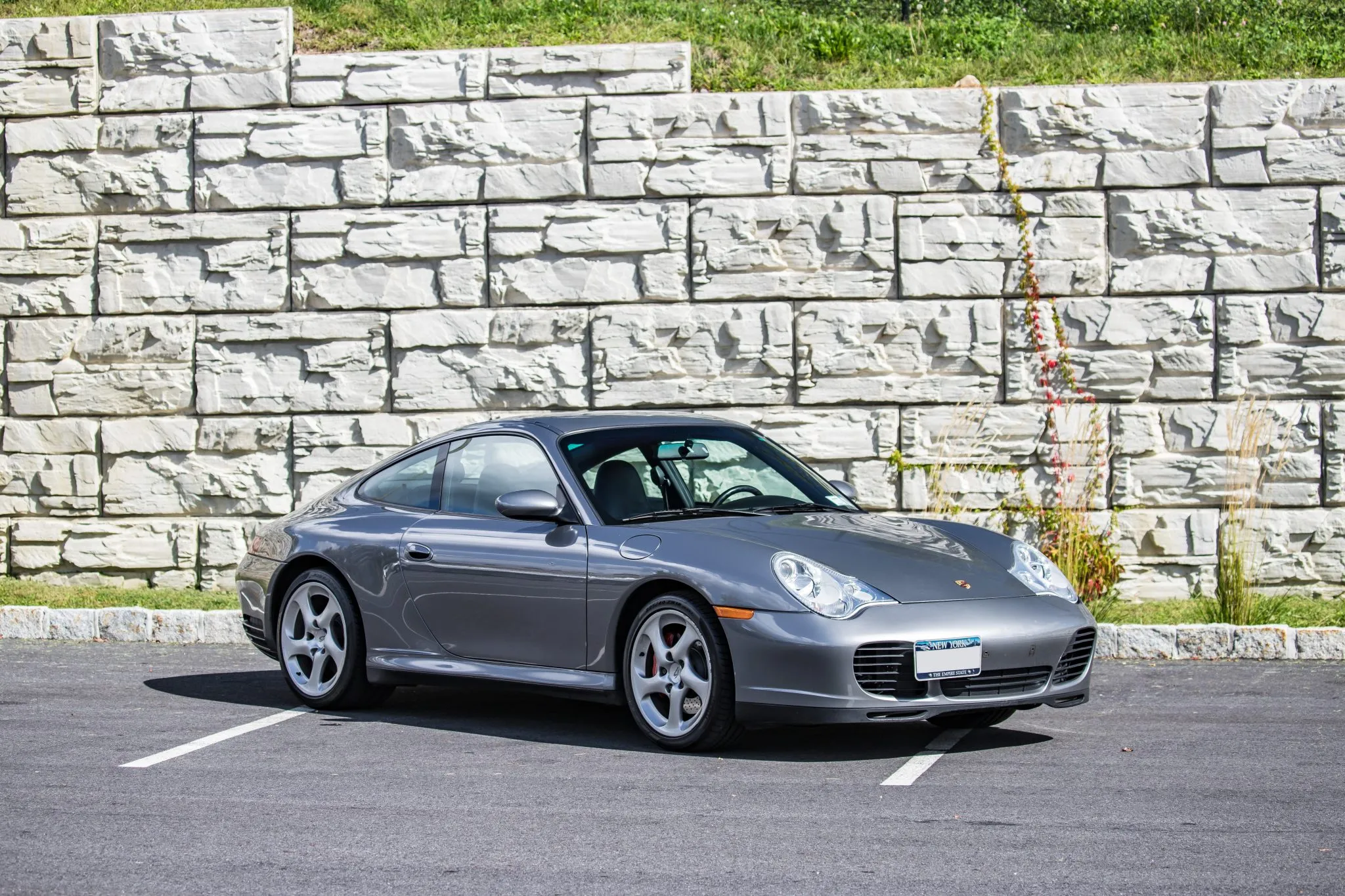 Load larger image of 2002 Porsche 911 Carrera 4S Coupe - Stuttcars Classified