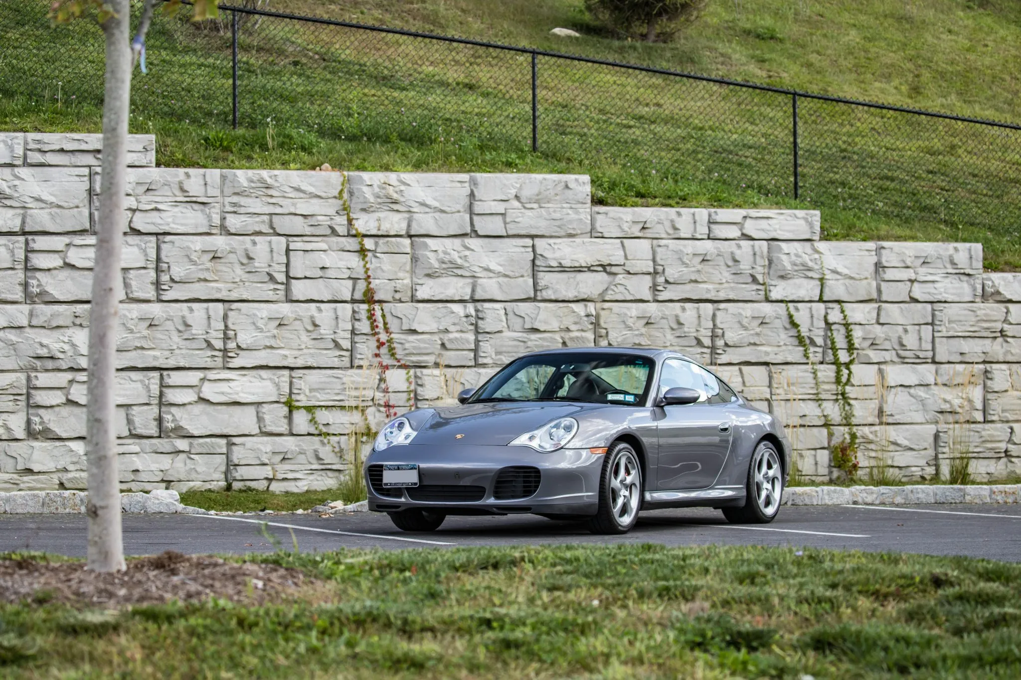 Load larger image of 2002 Porsche 911 Carrera 4S Coupe - Stuttcars Classified