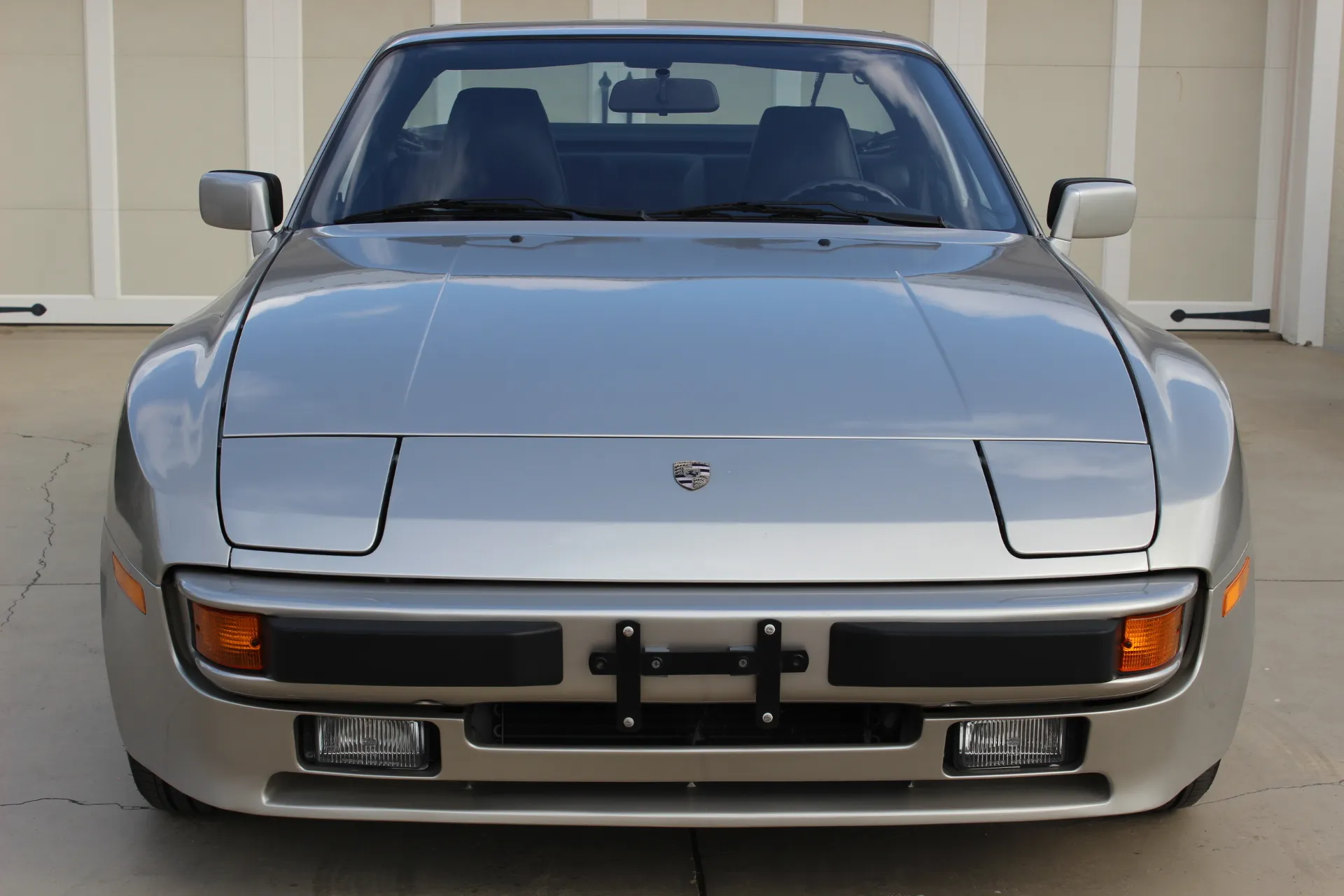 Load larger image of 1988 Porsche 944 - Stuttcars Classified