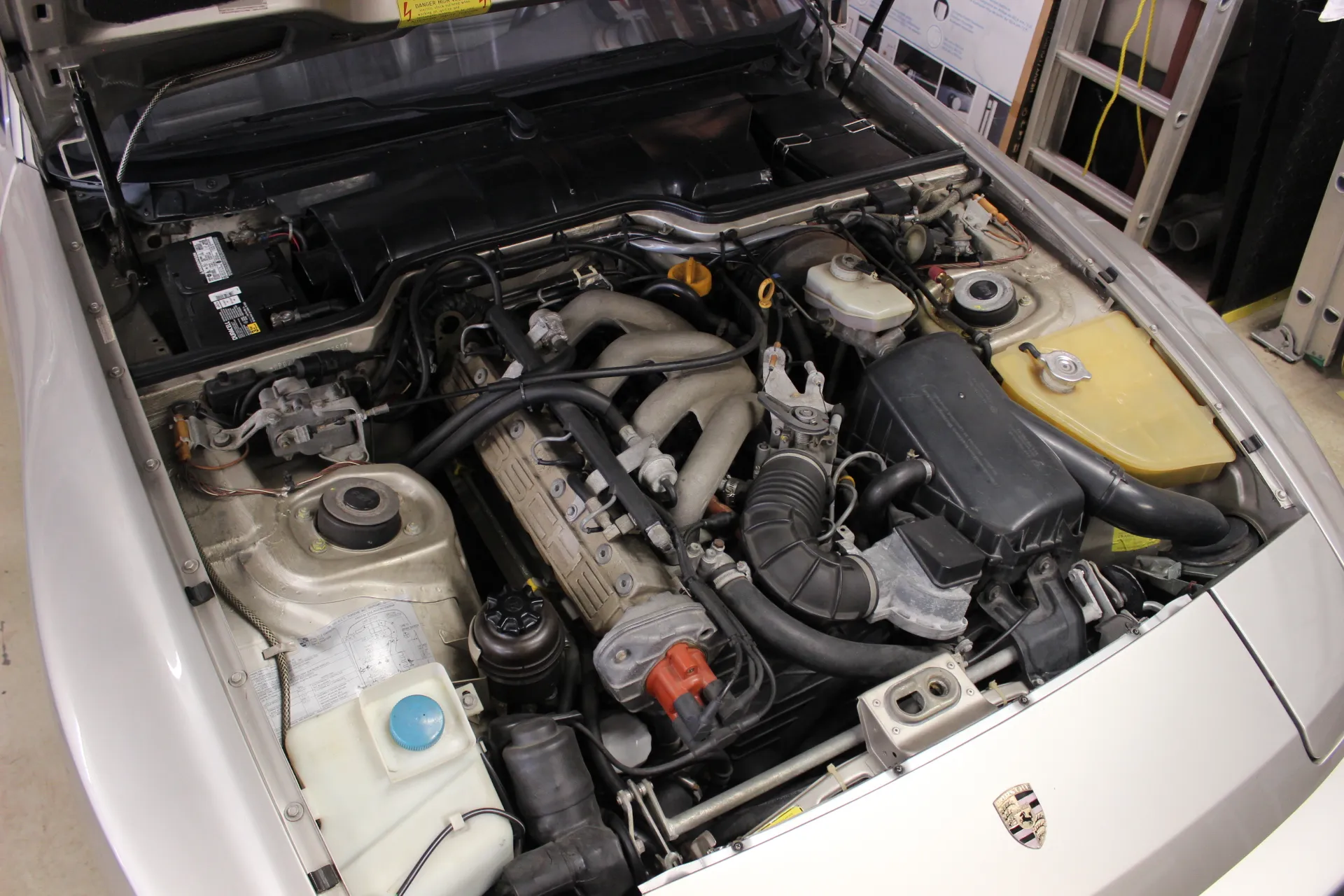 Load larger image of 1988 Porsche 944 - Stuttcars Classified