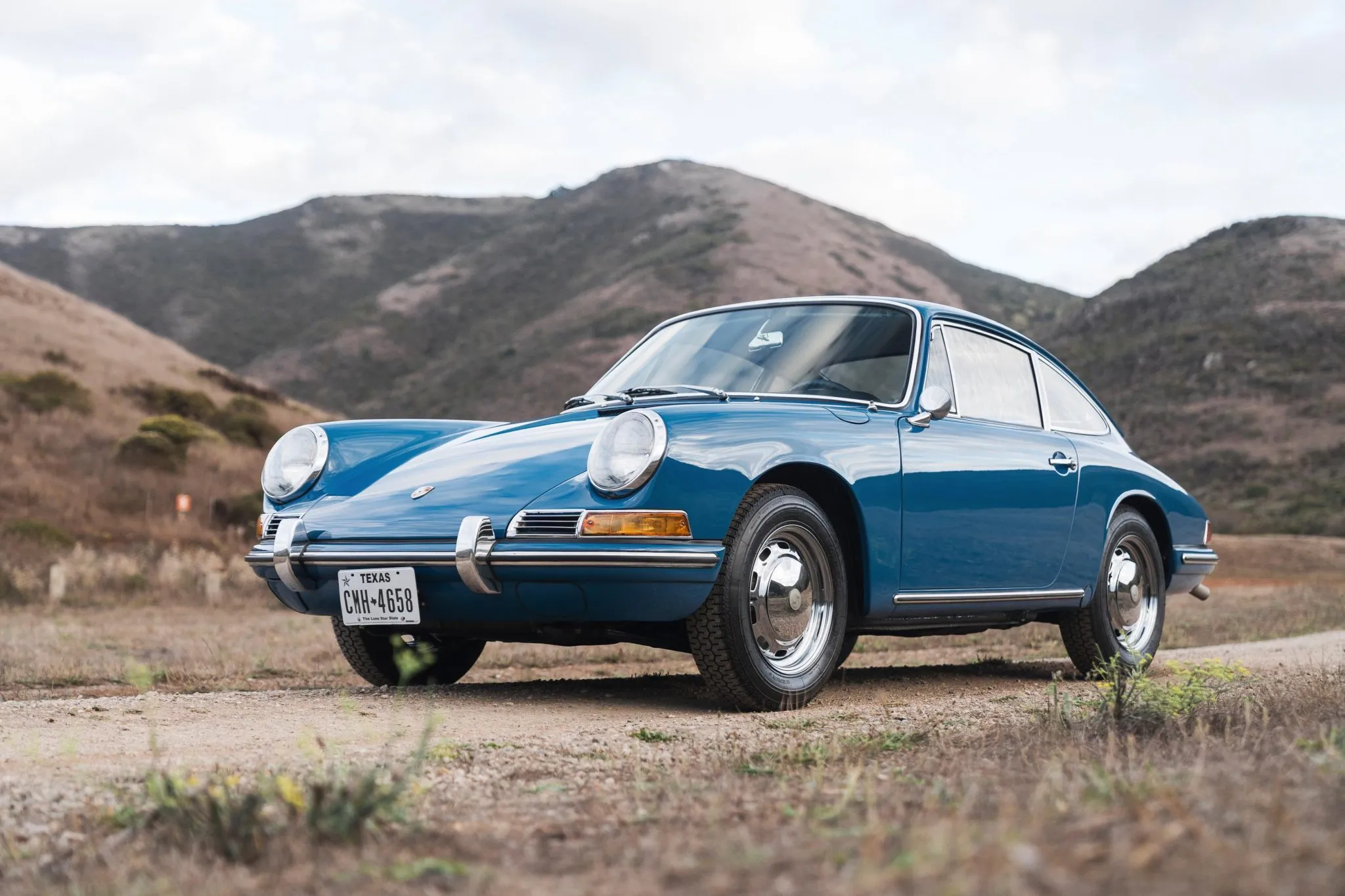 Load larger image of 1967 Porsche 912 Coupe - Stuttcars Classified