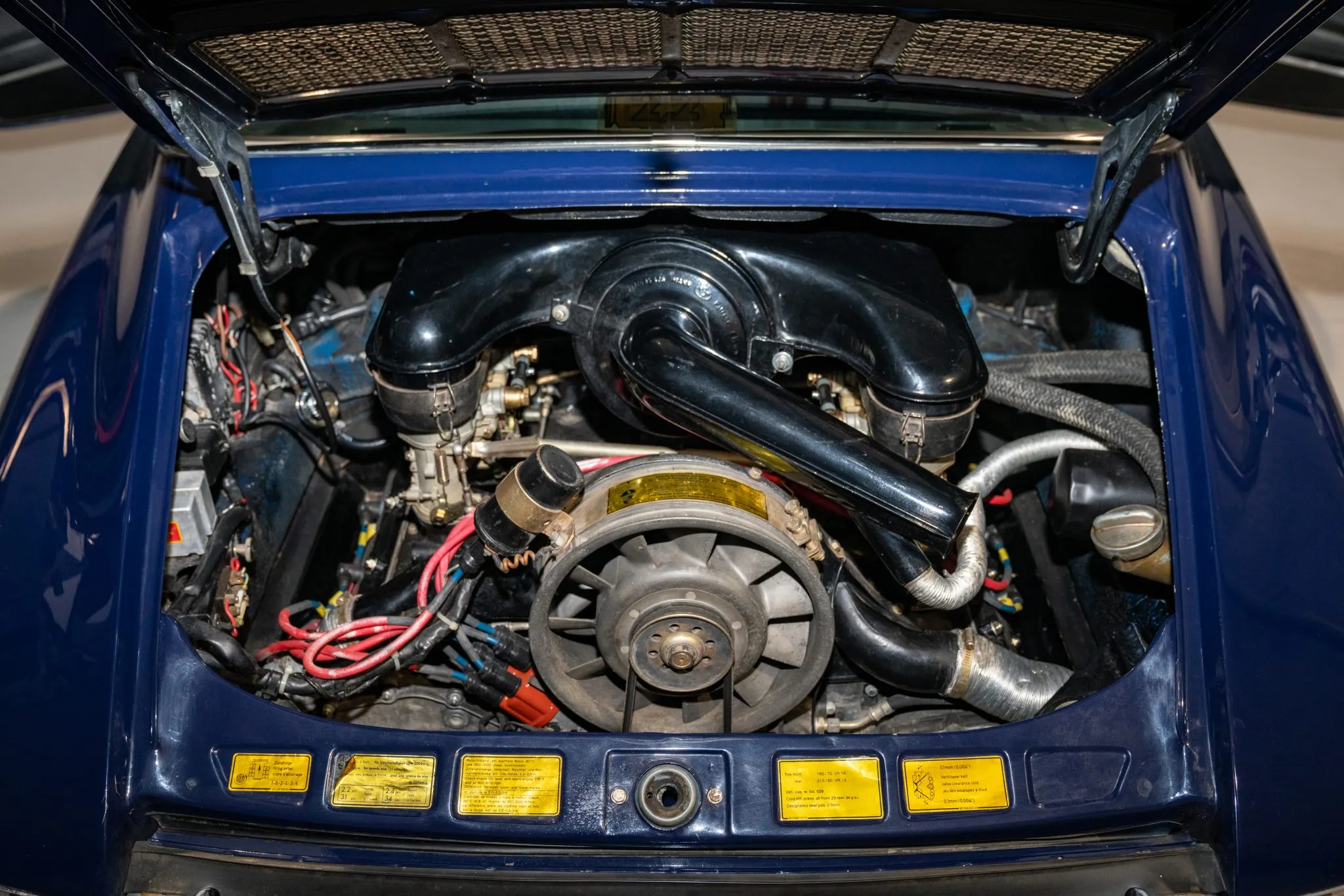 Load larger image of 1971 Porsche 911T Targa - Stuttcars Classified