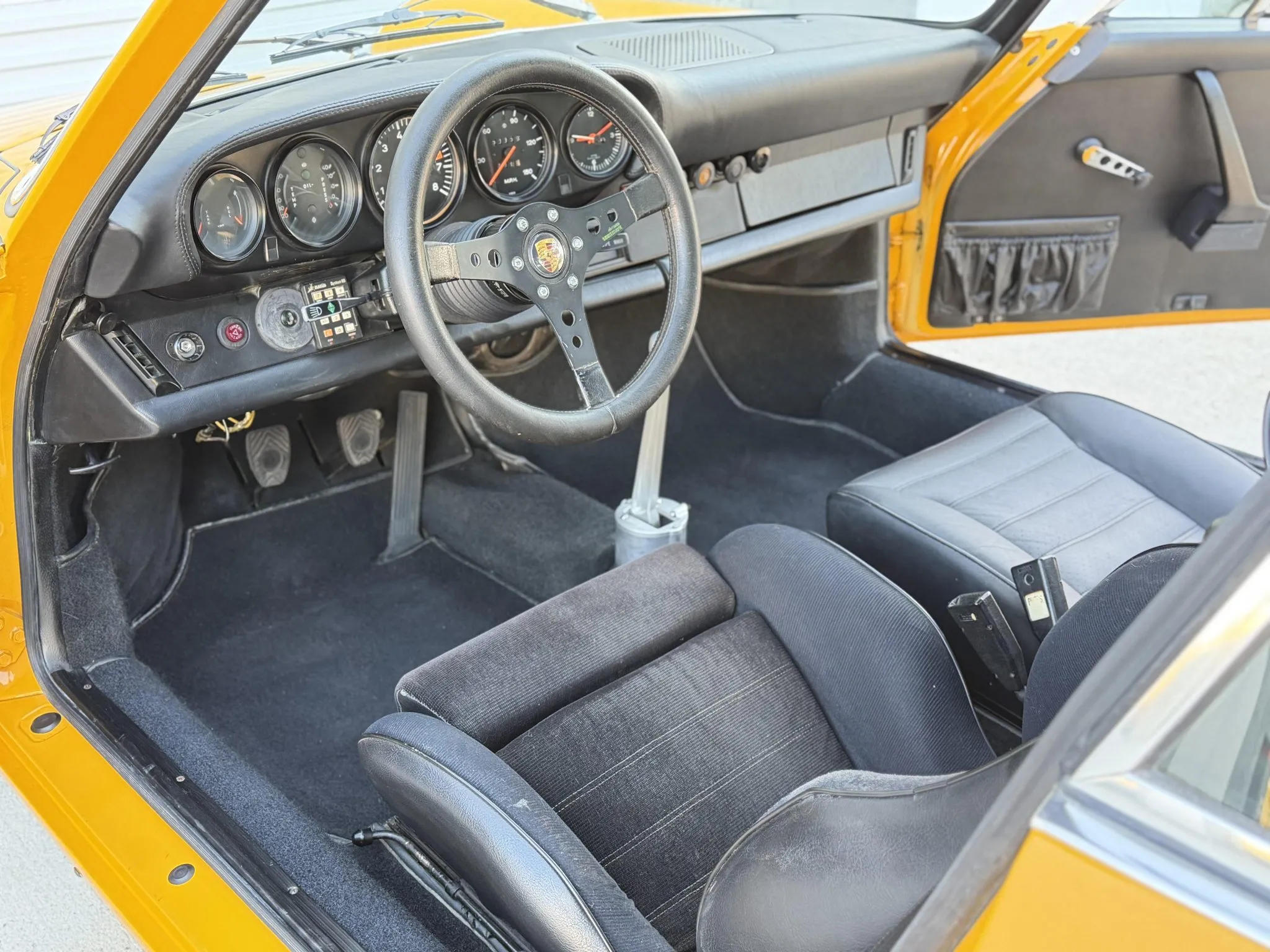 Load larger image of Modified 1975 Porsche 911S Coupe - Stuttcars Classified