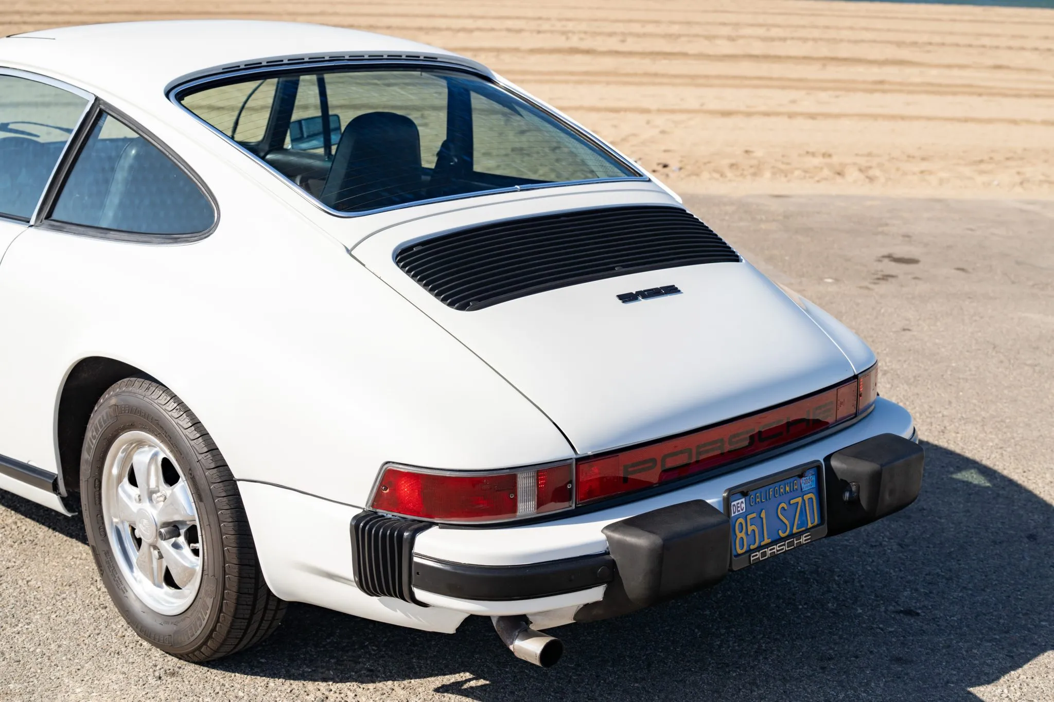 Load larger image of 1976 Porsche 912E - Stuttcars Classified