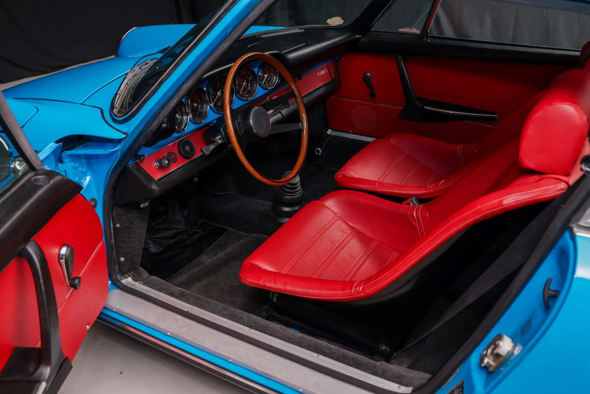 Load larger image of Backdated, 3.2L-Powered 1980 Porsche 911SC Coupe - Stuttcars Classified