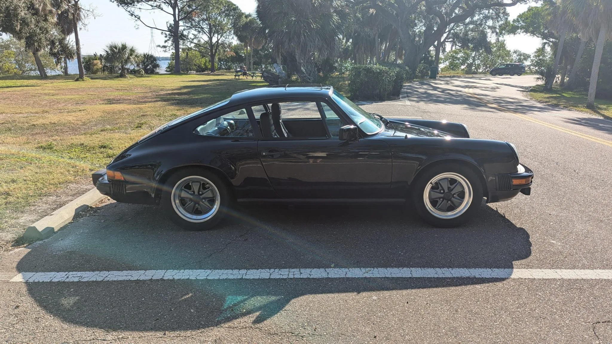 Load larger image of FOR SALE: 1983 Porsche 911SC Coupe - Stuttcars Classified