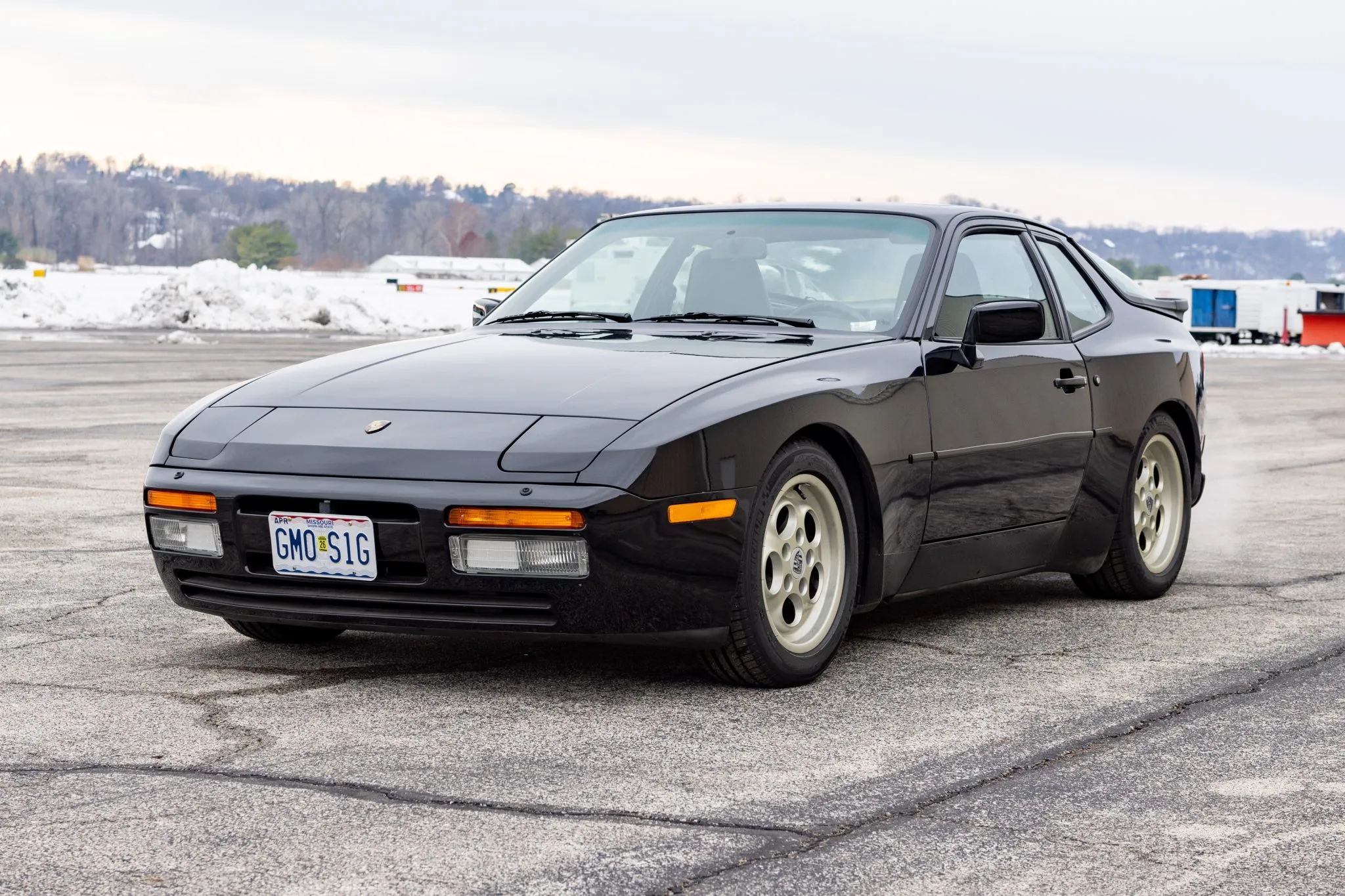 Load larger image of 1986 Porsche 944 Turbo - Stuttcars Classified