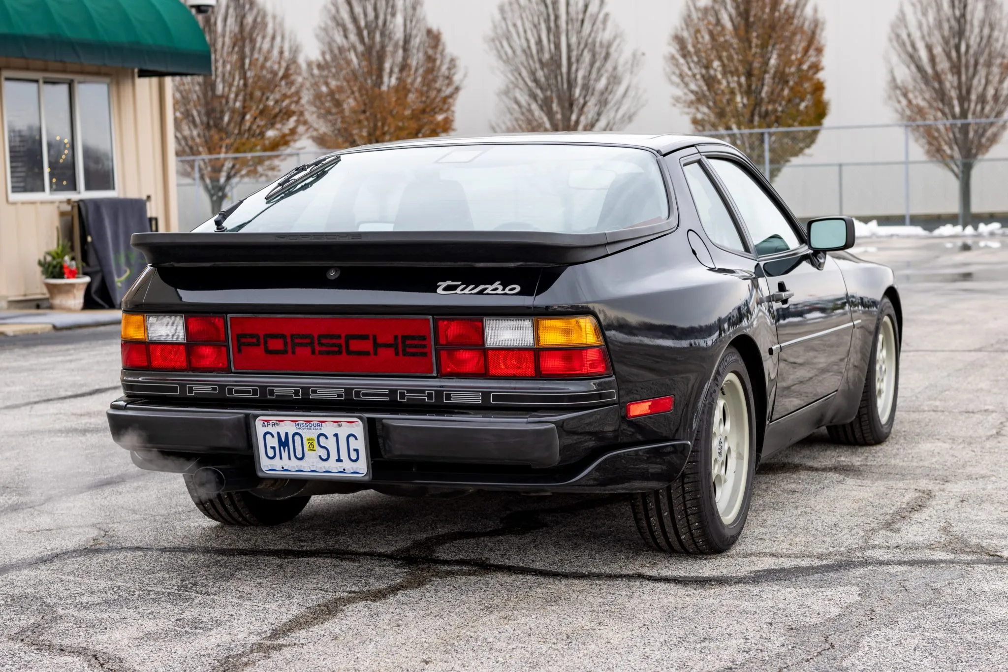 Load larger image of 1986 Porsche 944 Turbo - Stuttcars Classified