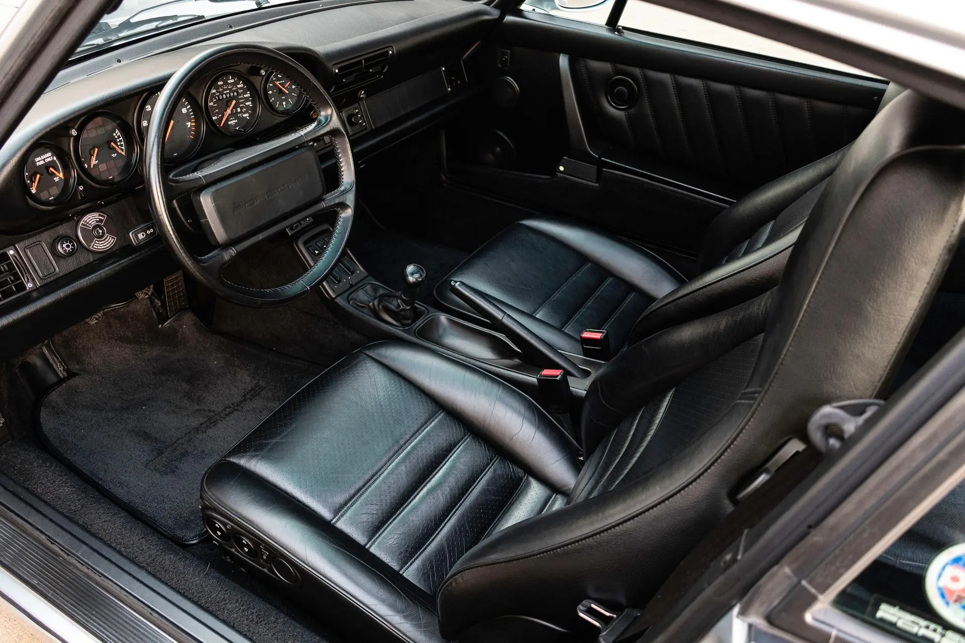 Load larger image of 1994 Porsche 911 Carrera 4 Widebody - Stuttcars Classified