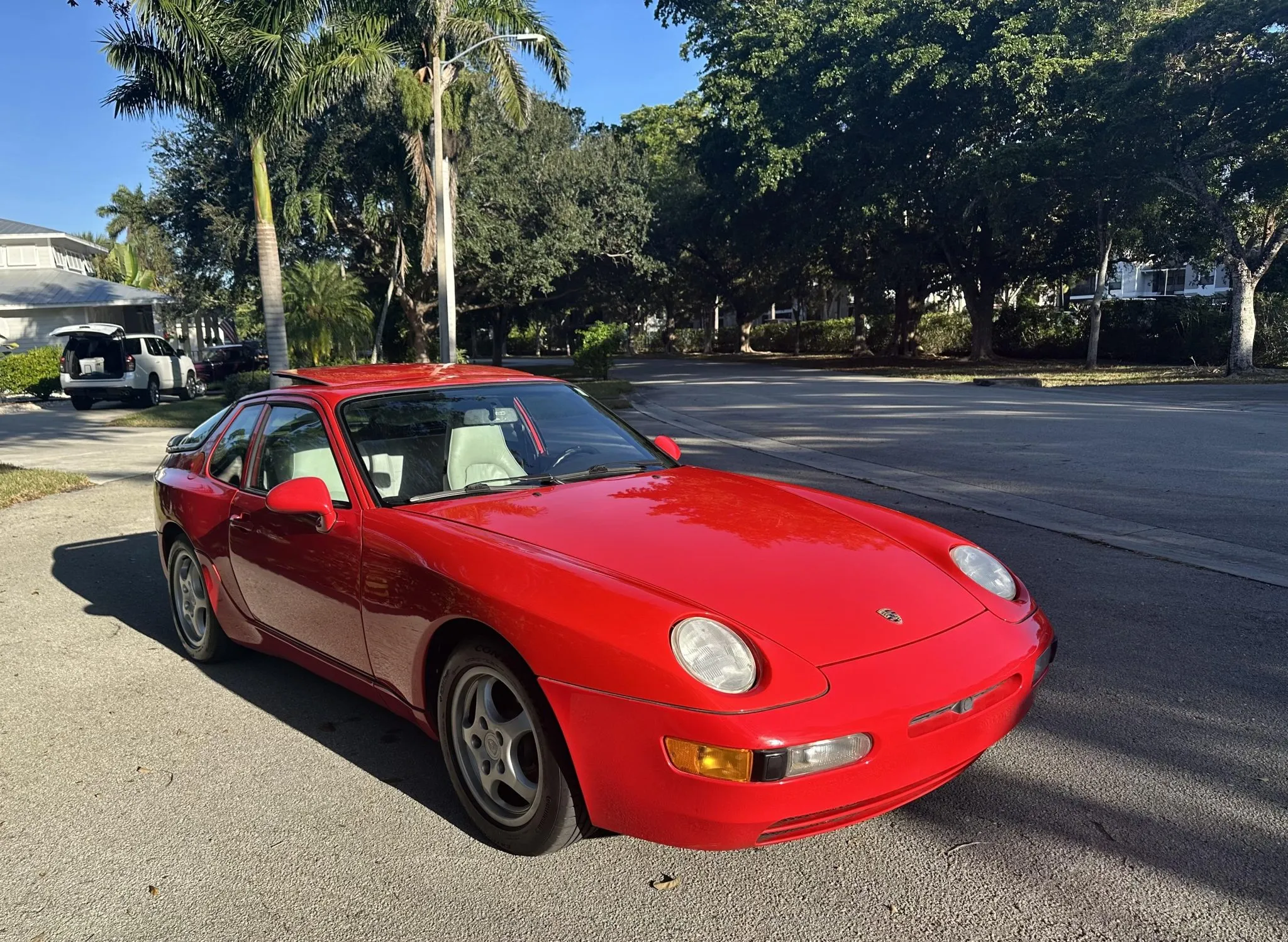 Load larger image of 1994 Porsche 968 Coupe - Stuttcars Classified