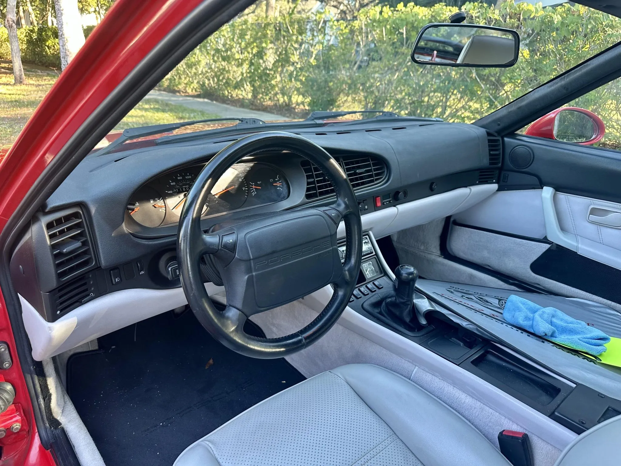 Load larger image of 1994 Porsche 968 Coupe - Stuttcars Classified