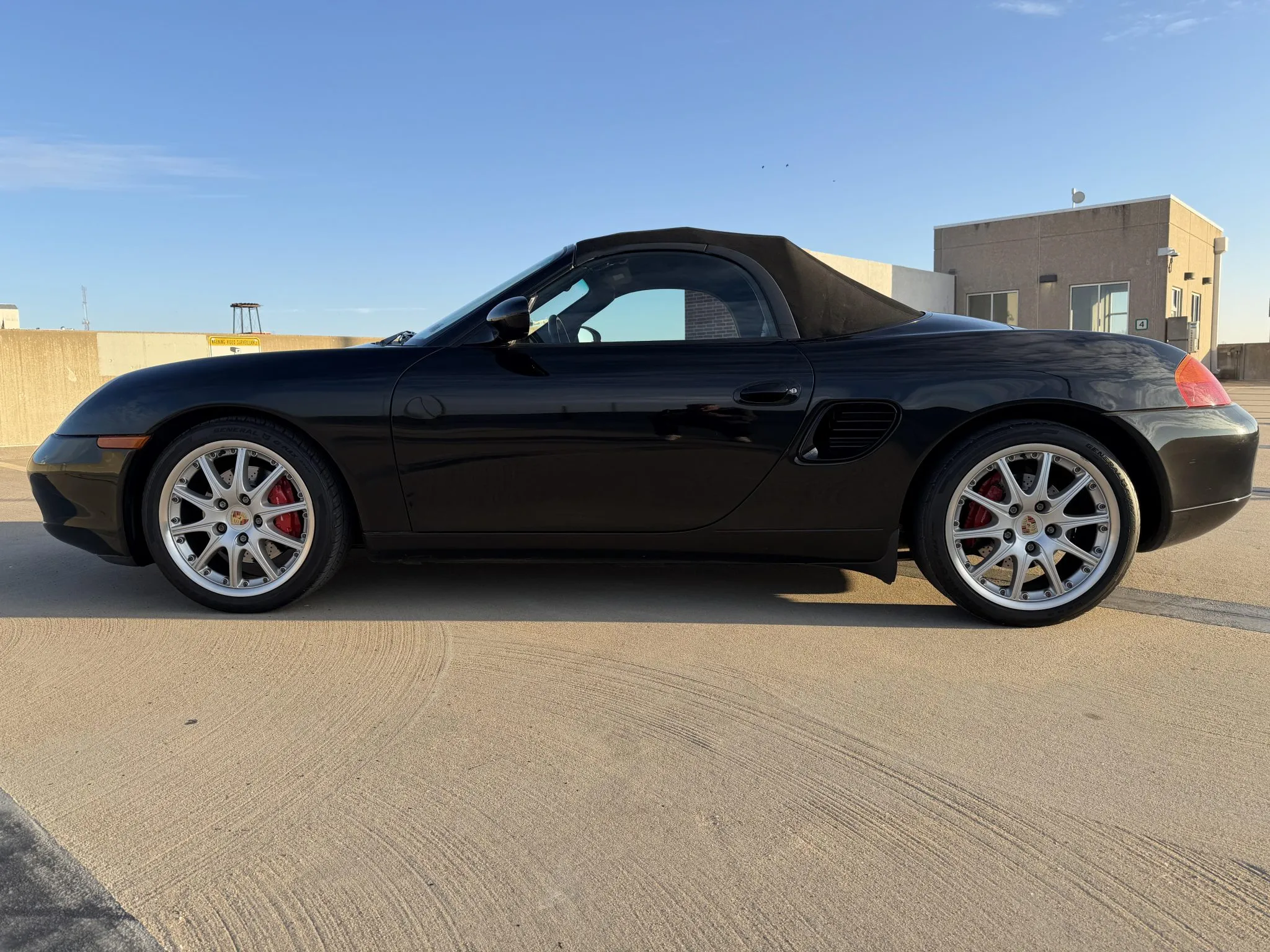 Load larger image of 2002 Porsche Boxster S - Stuttcars Classified