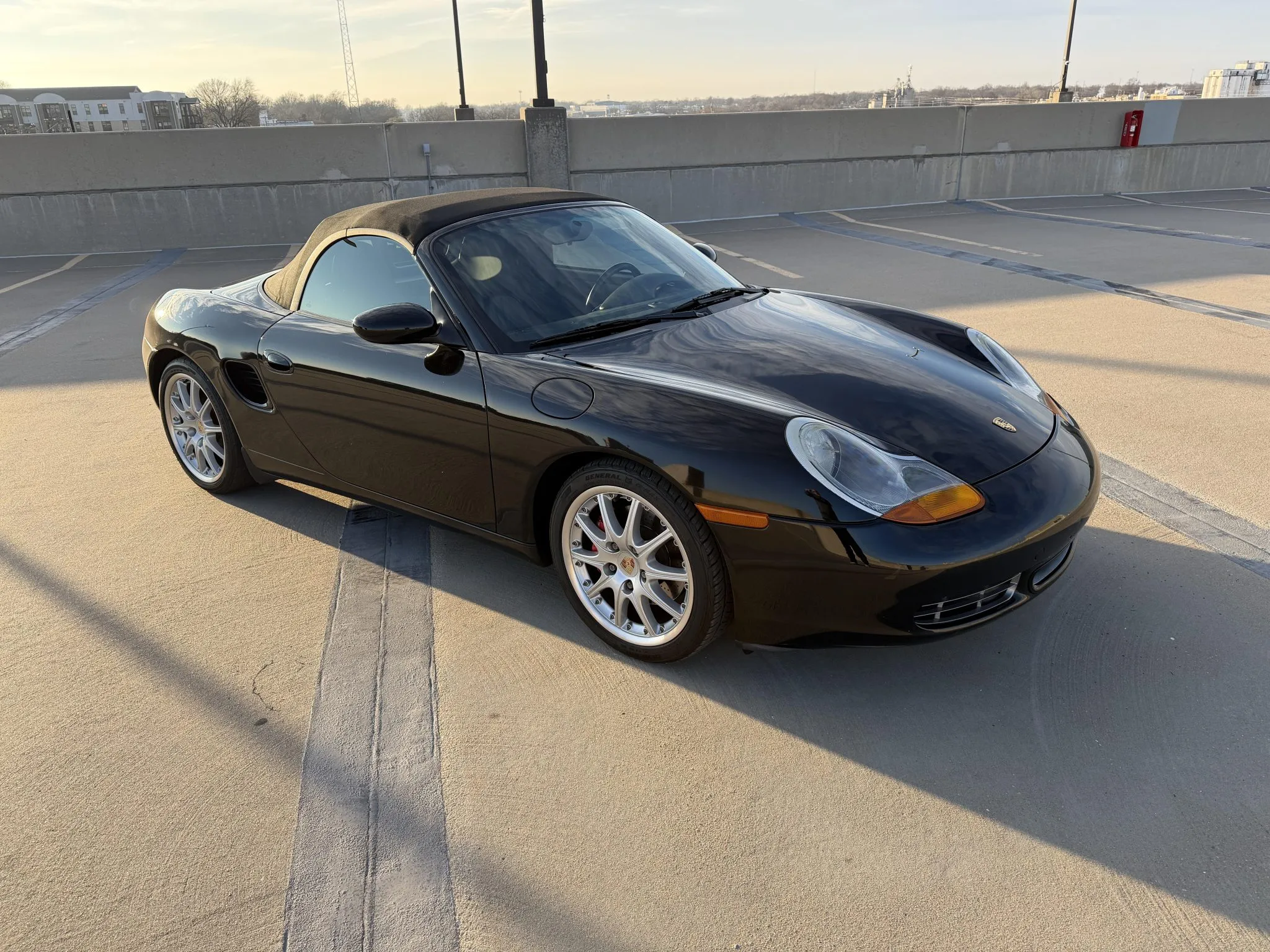 Load larger image of 2002 Porsche Boxster S - Stuttcars Classified