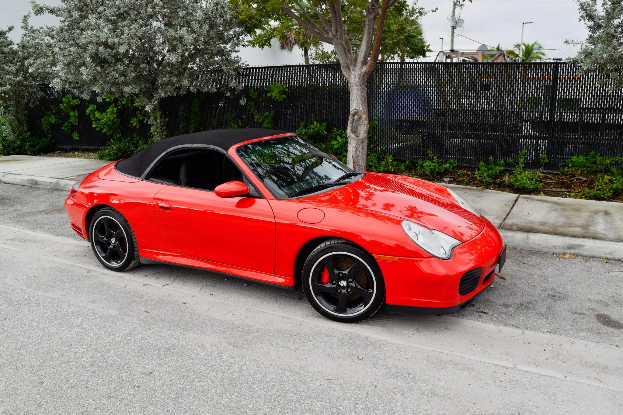 Load larger image of 2004 Porsche 911 Carrera 4S Cabriolet - Stuttcars Classified