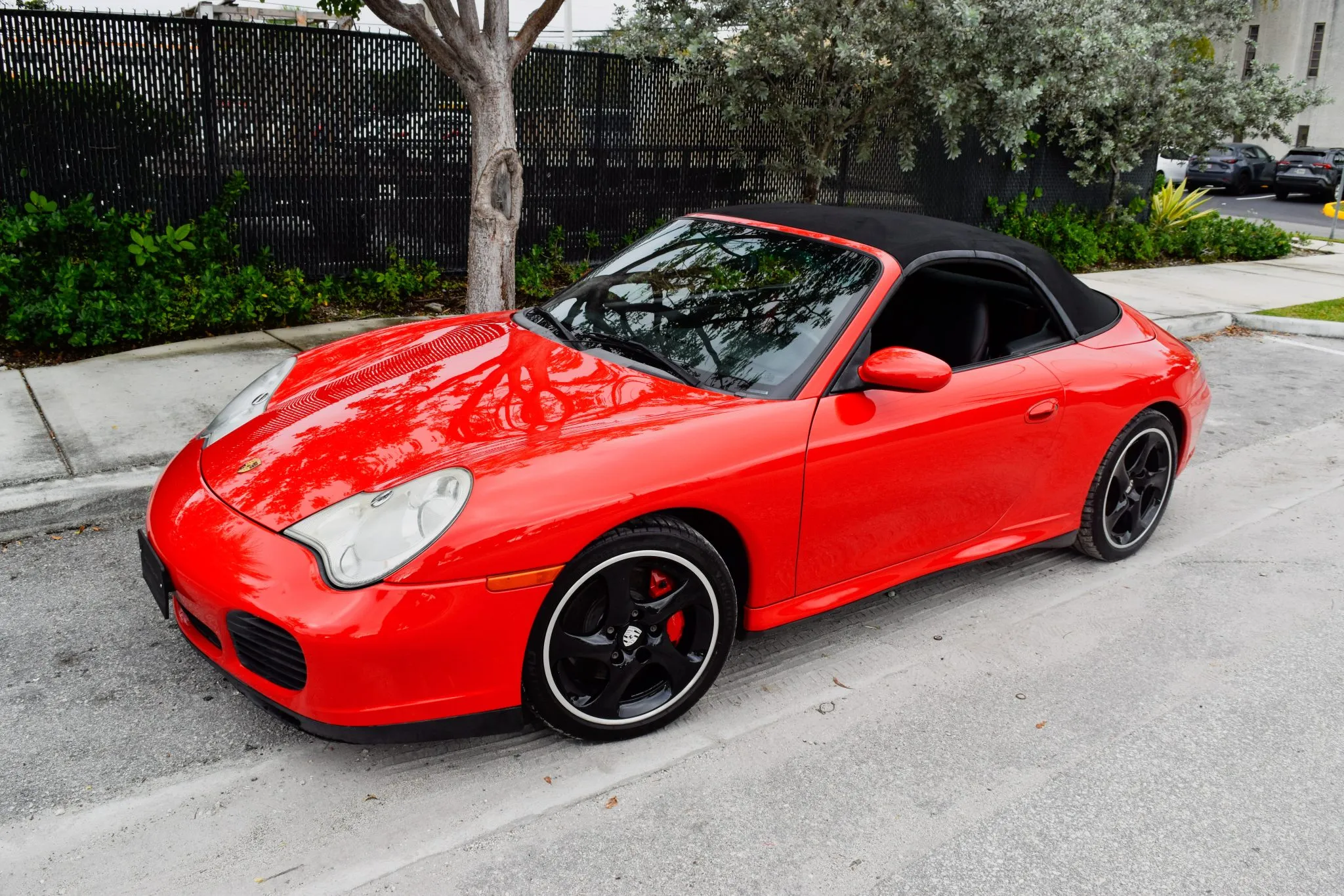 Load larger image of 2004 Porsche 911 Carrera 4S Cabriolet - Stuttcars Classified