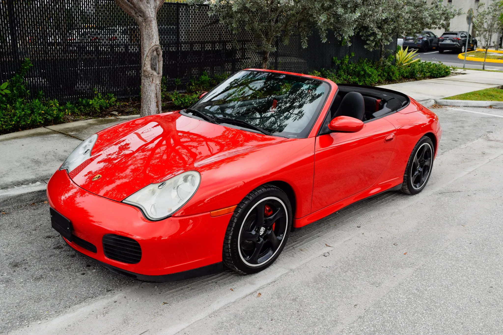 Load larger image of 2004 Porsche 911 Carrera 4S Cabriolet - Stuttcars Classified