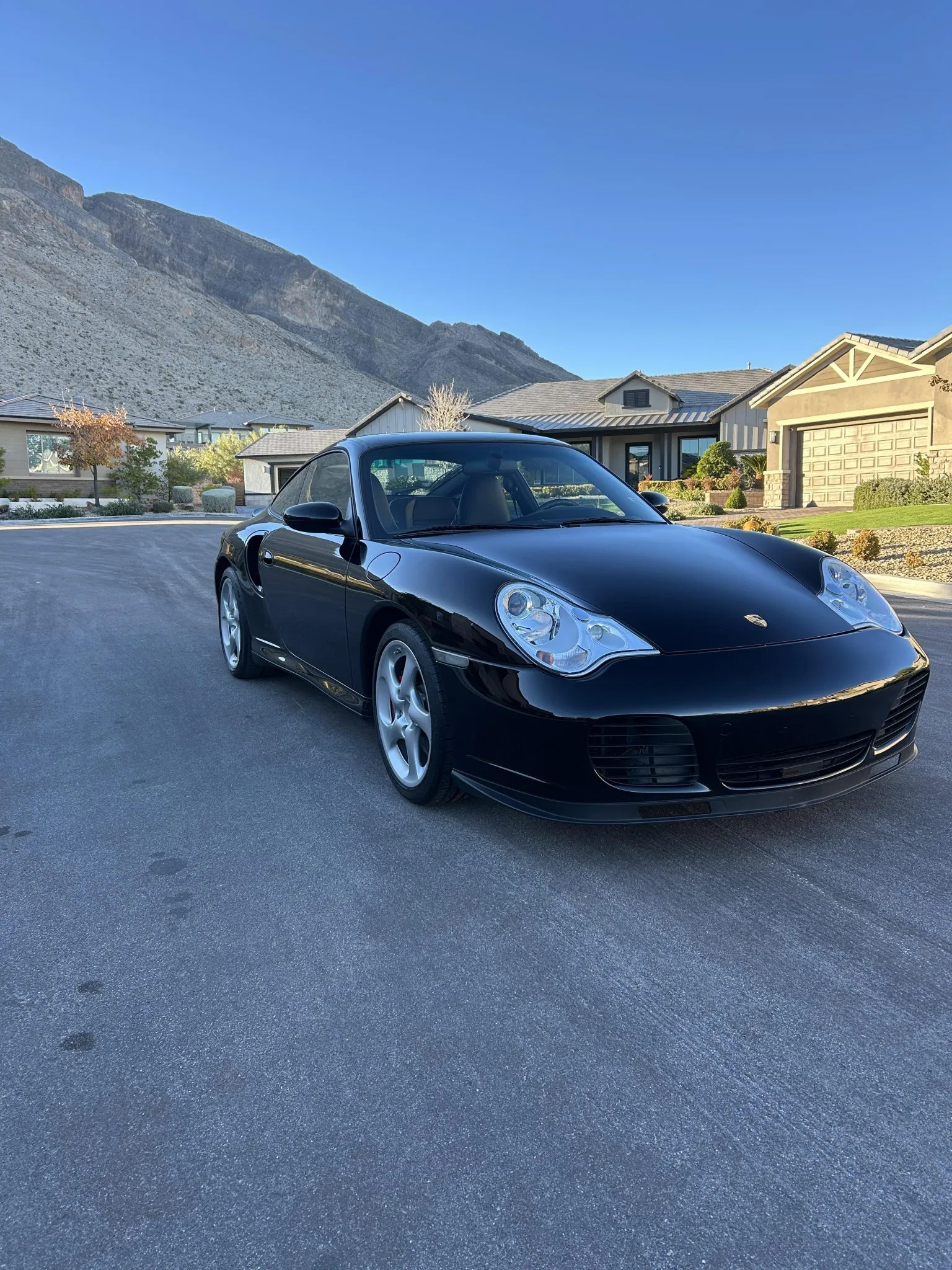Load larger image of FOR SALE: 2004 Porsche 911 Turbo Coupe - Stuttcars Classified
