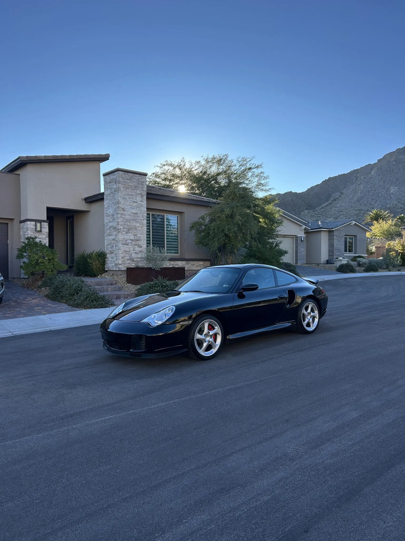 Load larger image of FOR SALE: 2004 Porsche 911 Turbo Coupe - Stuttcars Classified