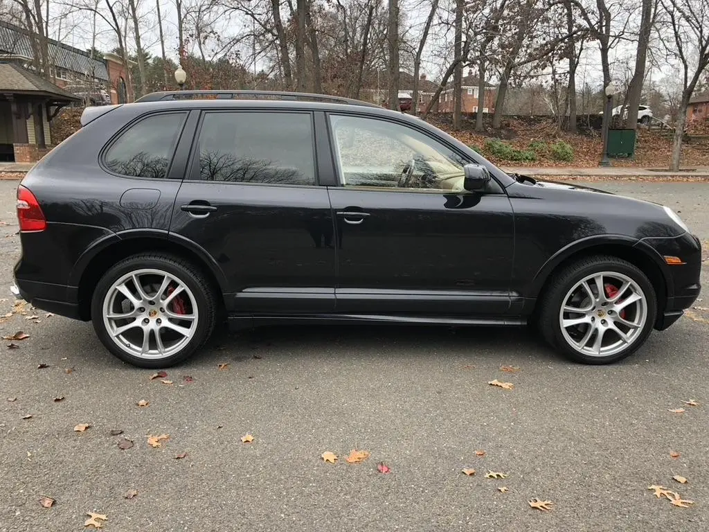 Load larger image of 2009 Porsche Cayenne GTS - Stuttcars Classified