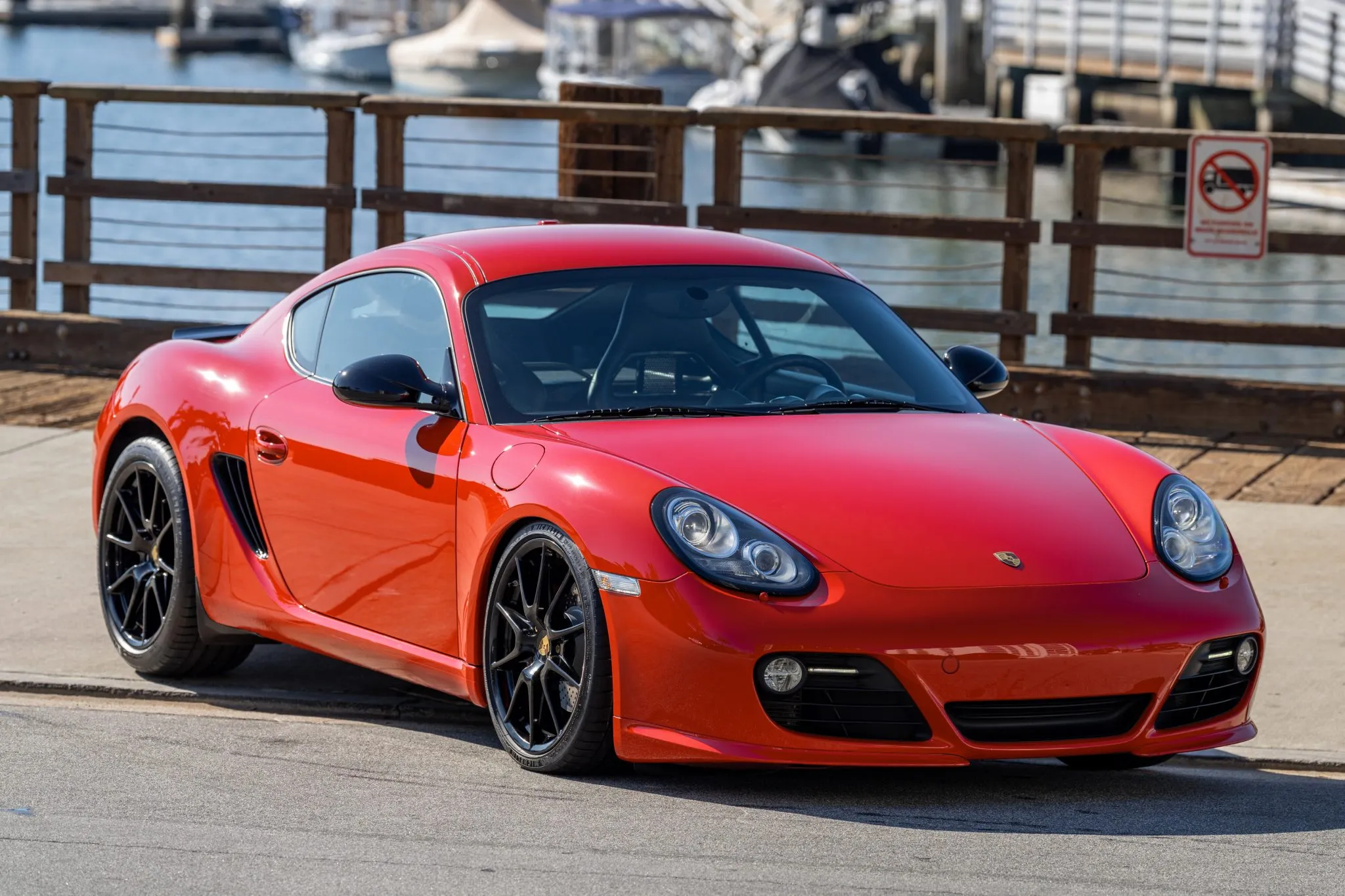 Load larger image of 2012 Porsche Cayman R - Stuttcars Classified