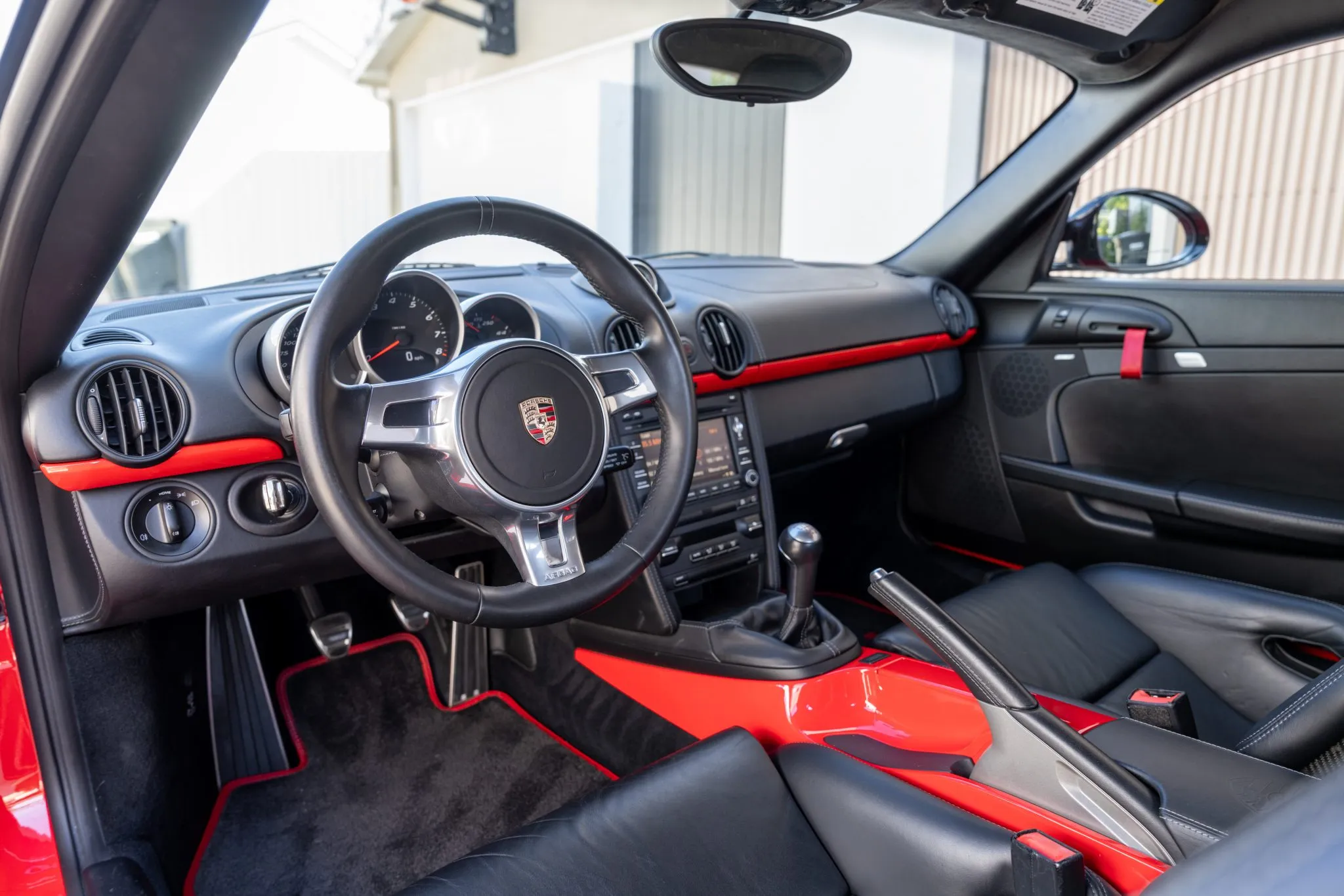 Load larger image of 2012 Porsche Cayman R - Stuttcars Classified