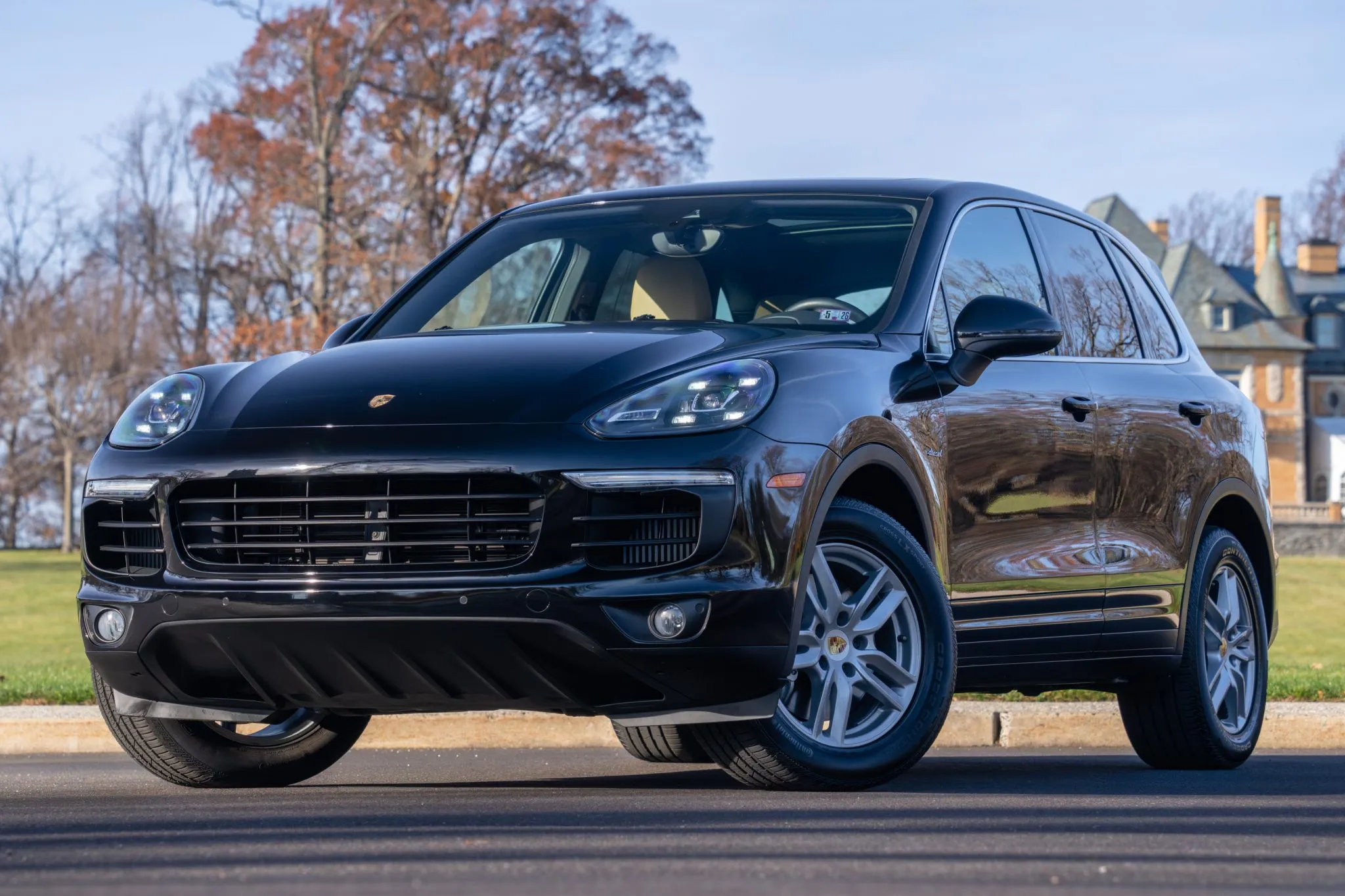 Load larger image of 2016 Porsche Cayenne Diesel - Stuttcars Classified