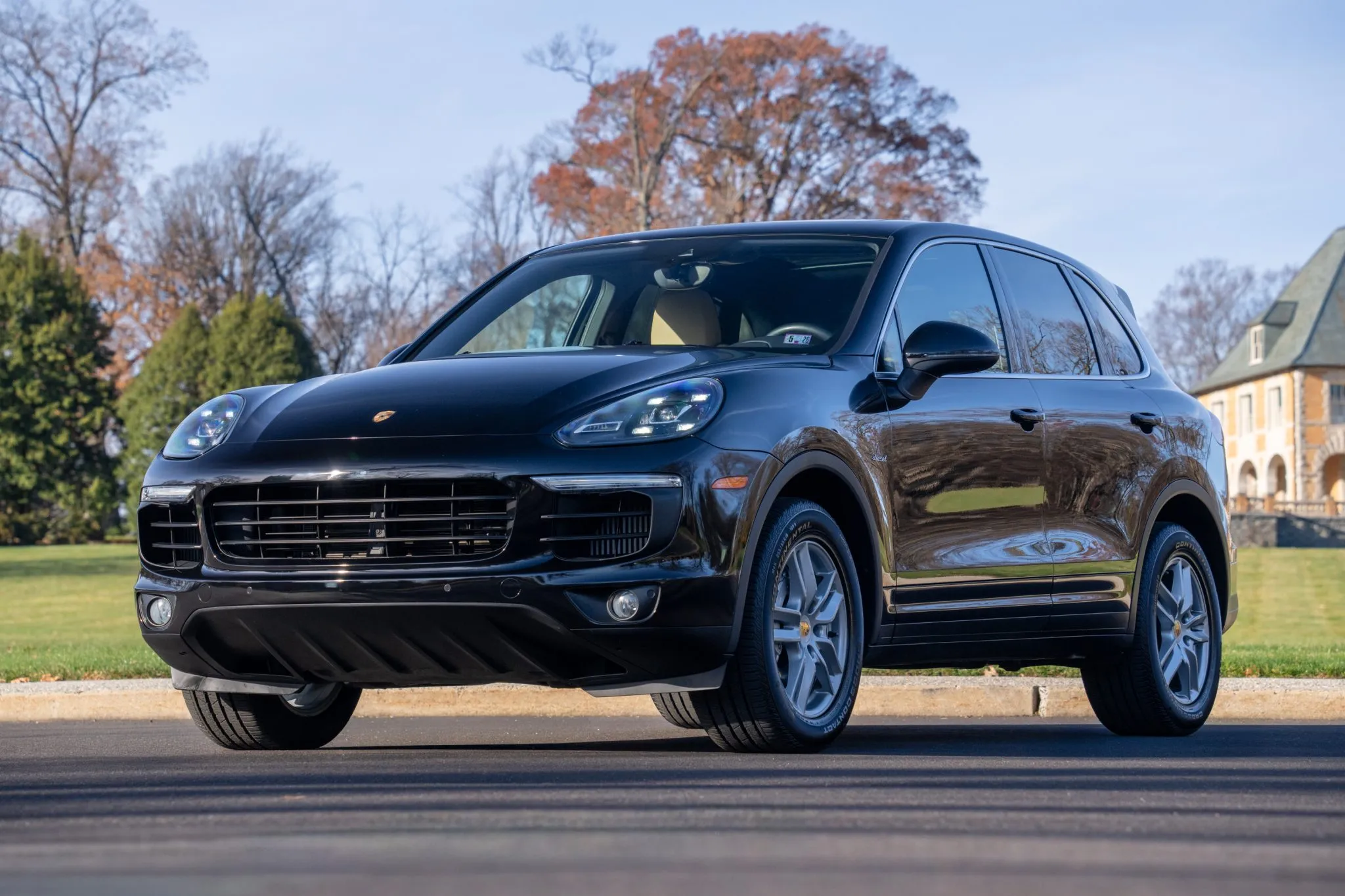 Load larger image of 2016 Porsche Cayenne Diesel - Stuttcars Classified
