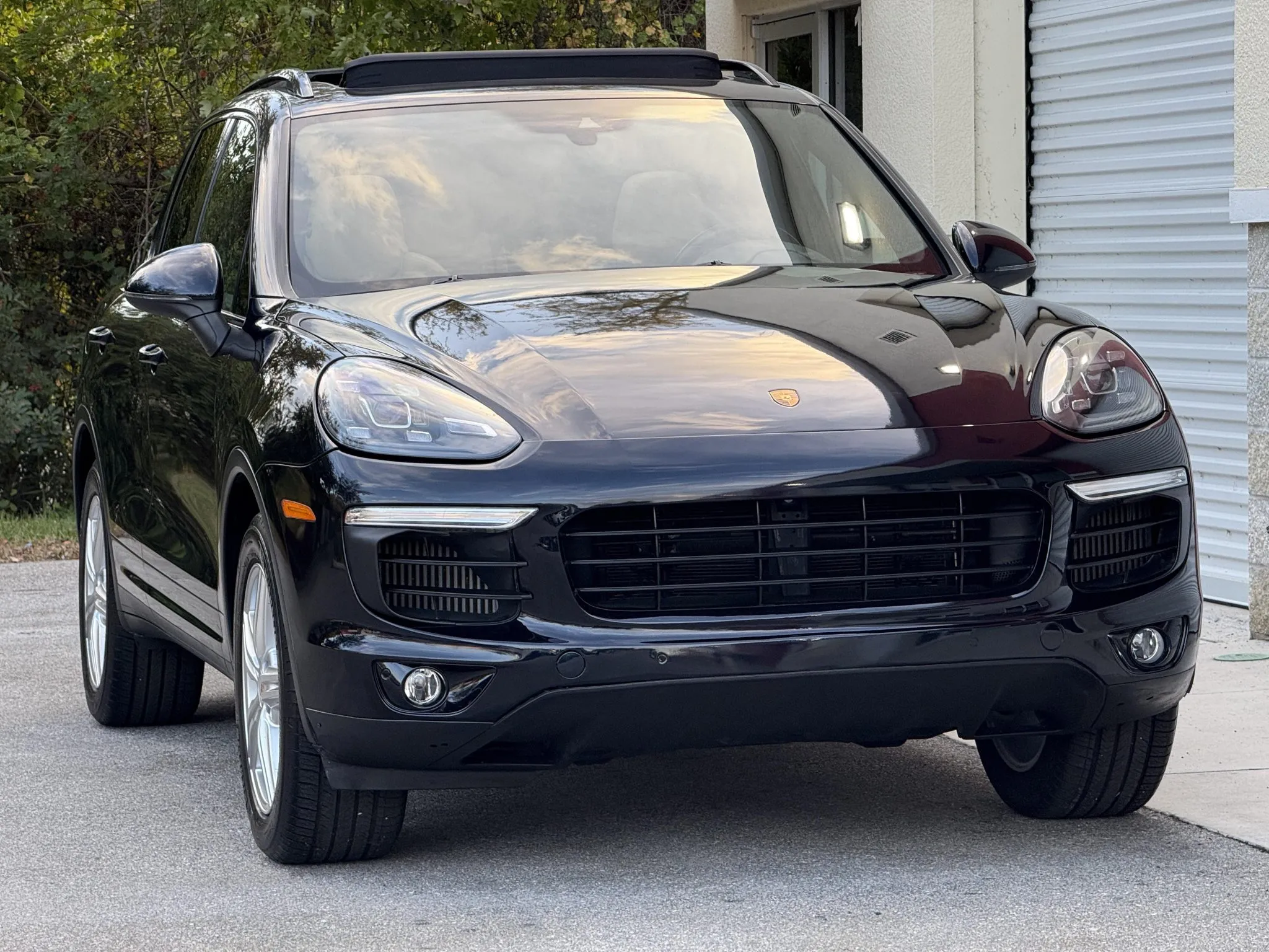 Load larger image of 2016 Porsche Cayenne S - Stuttcars Classified