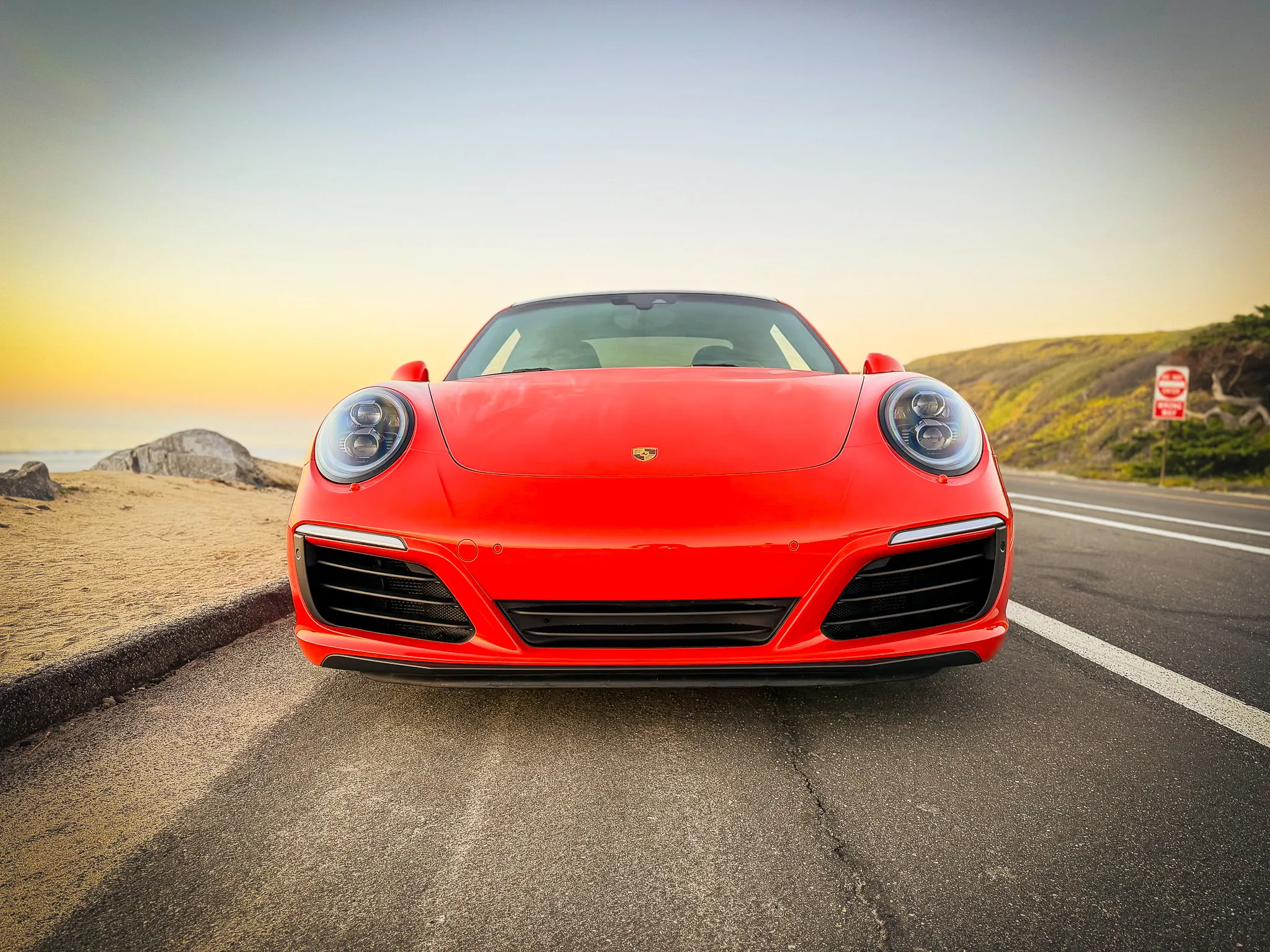 Load larger image of FOR SALE: 2017 Porsche 911 Carrera Coupe - Stuttcars Classified