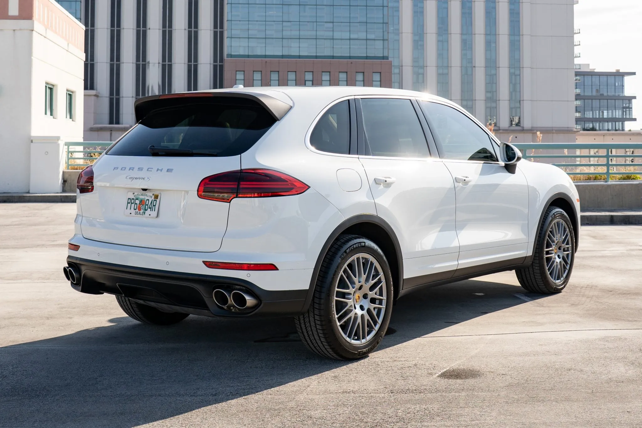 Load larger image of 2017 Porsche Cayenne S - Stuttcars Classified