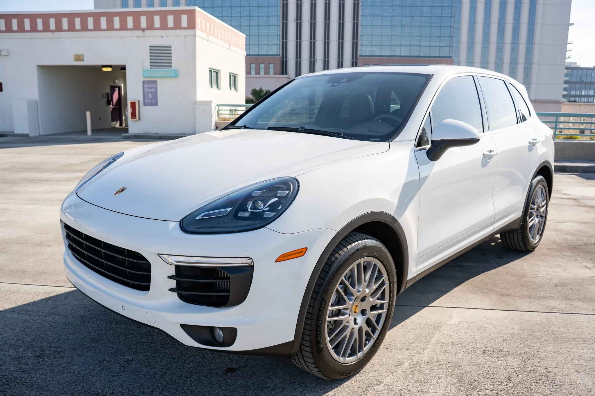 Load larger image of 2017 Porsche Cayenne S - Stuttcars Classified
